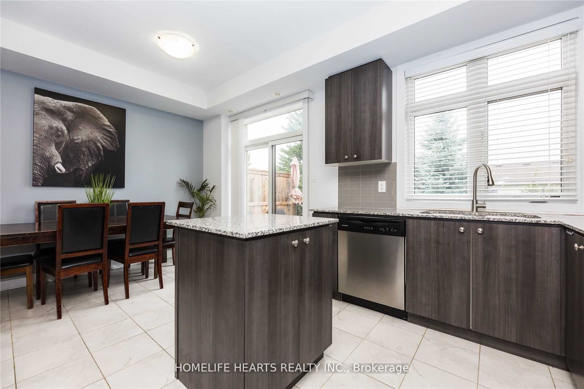 18 Whitehorn Lane Property Photo 15