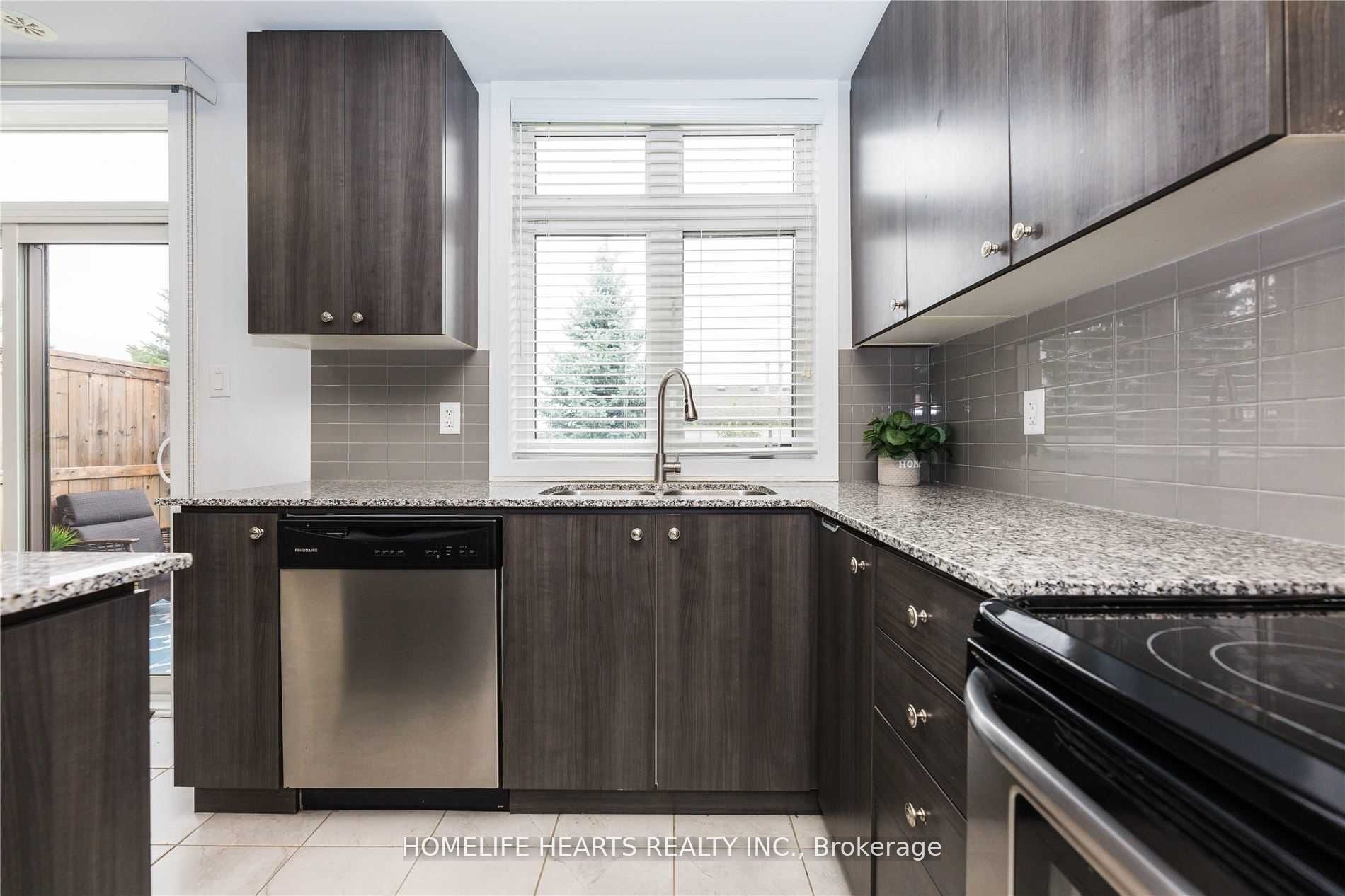 18 Whitehorn Lane Property Photo 16