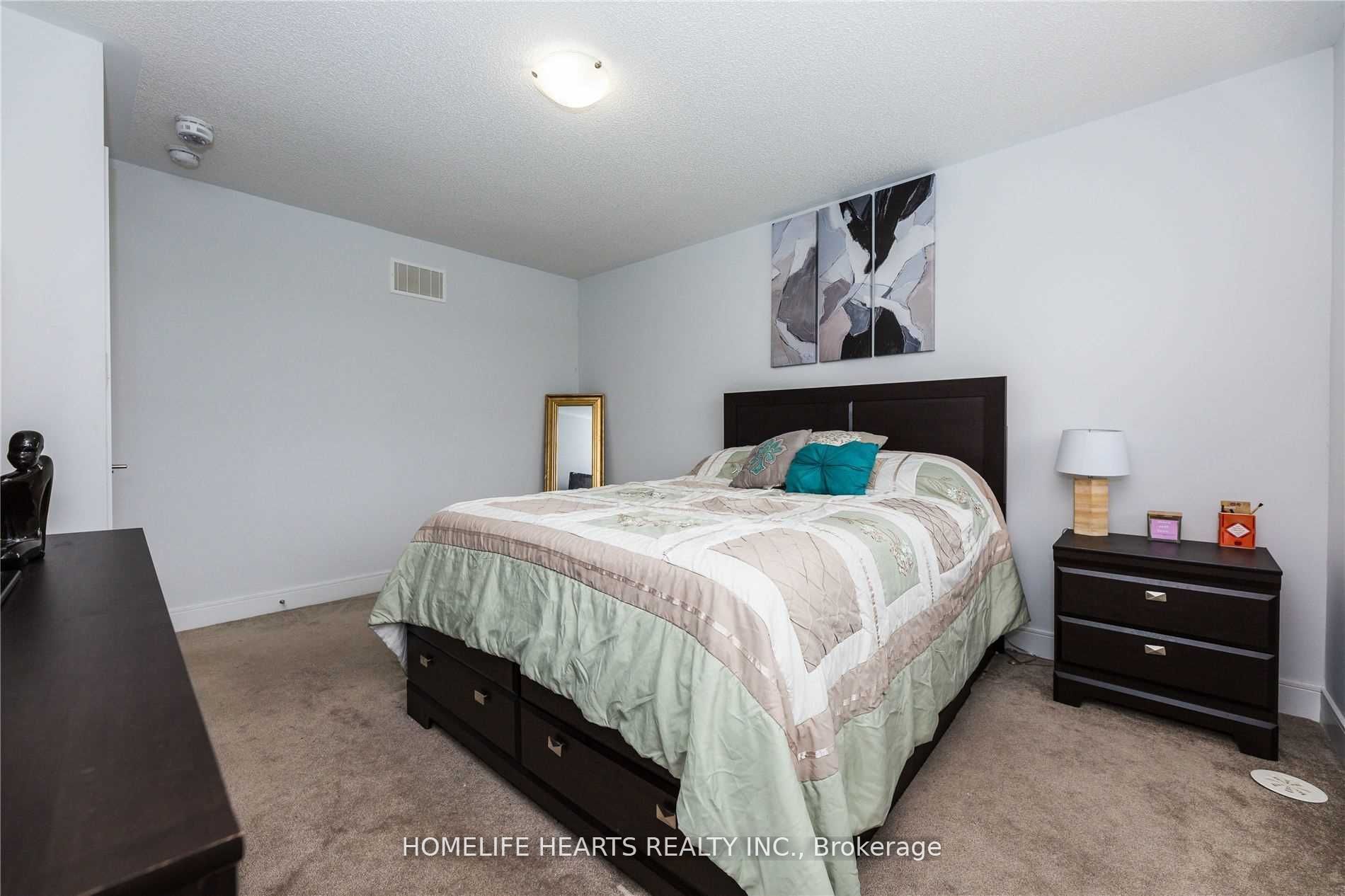 18 Whitehorn Lane Property Photo 22