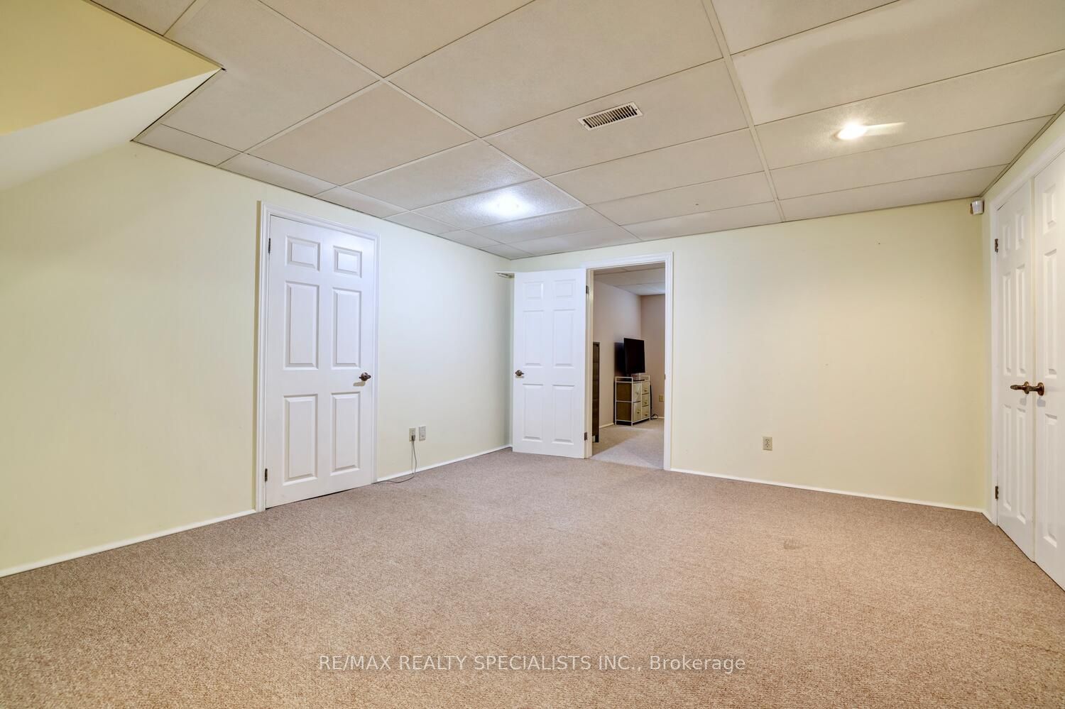 1677 Sherwood Forrest Circle Property Photo 28