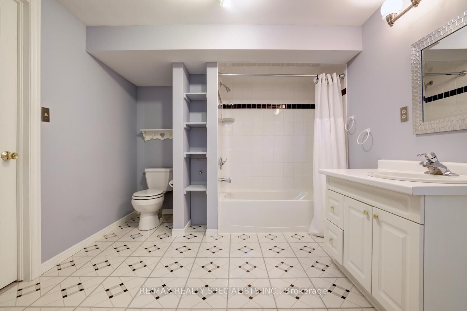 1677 Sherwood Forrest Circle Property Photo 32