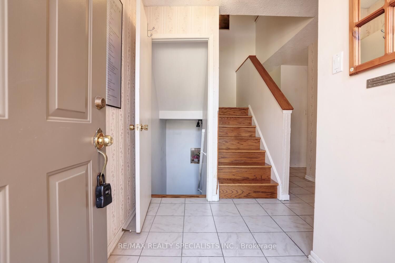 3125 Fifth Line W 64 Property Photo 6
