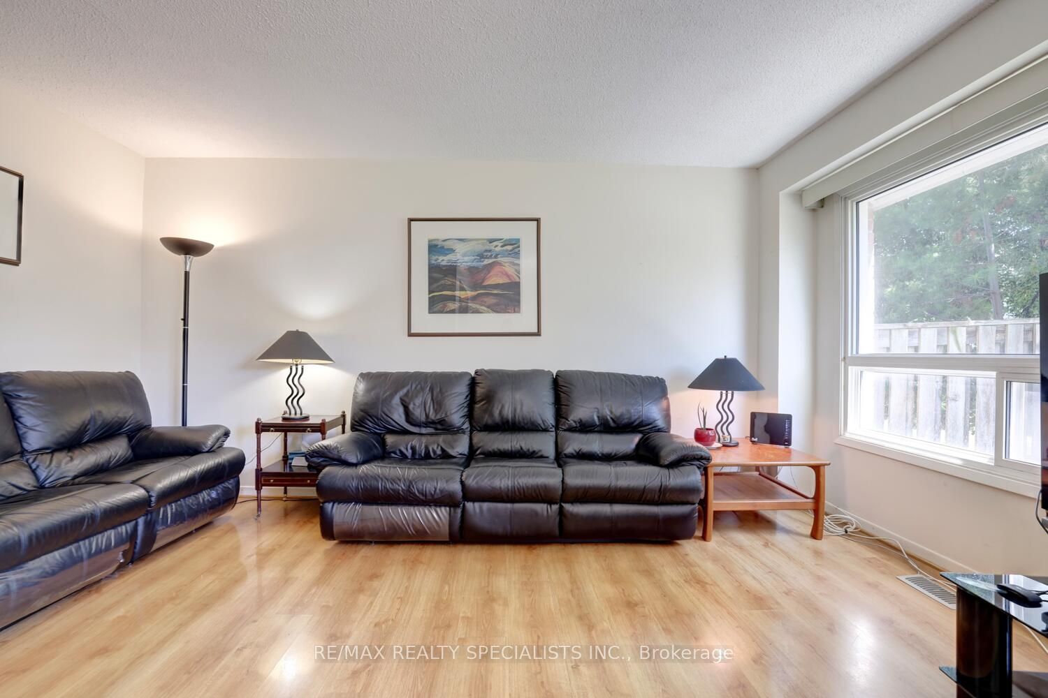 3125 Fifth Line W 64 Property Photo 8