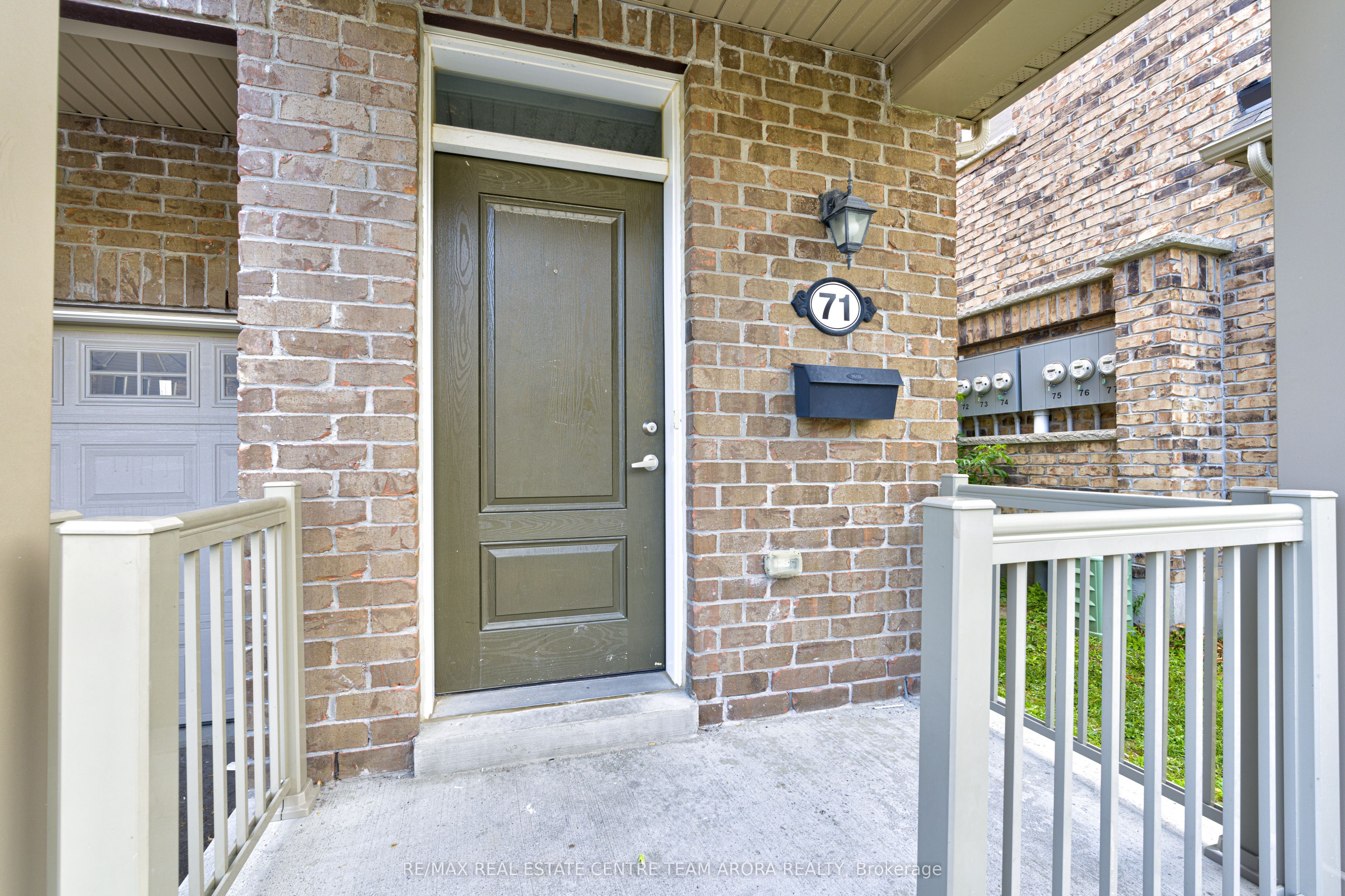 50 Edinburgh Drive 71 Property Photo 4