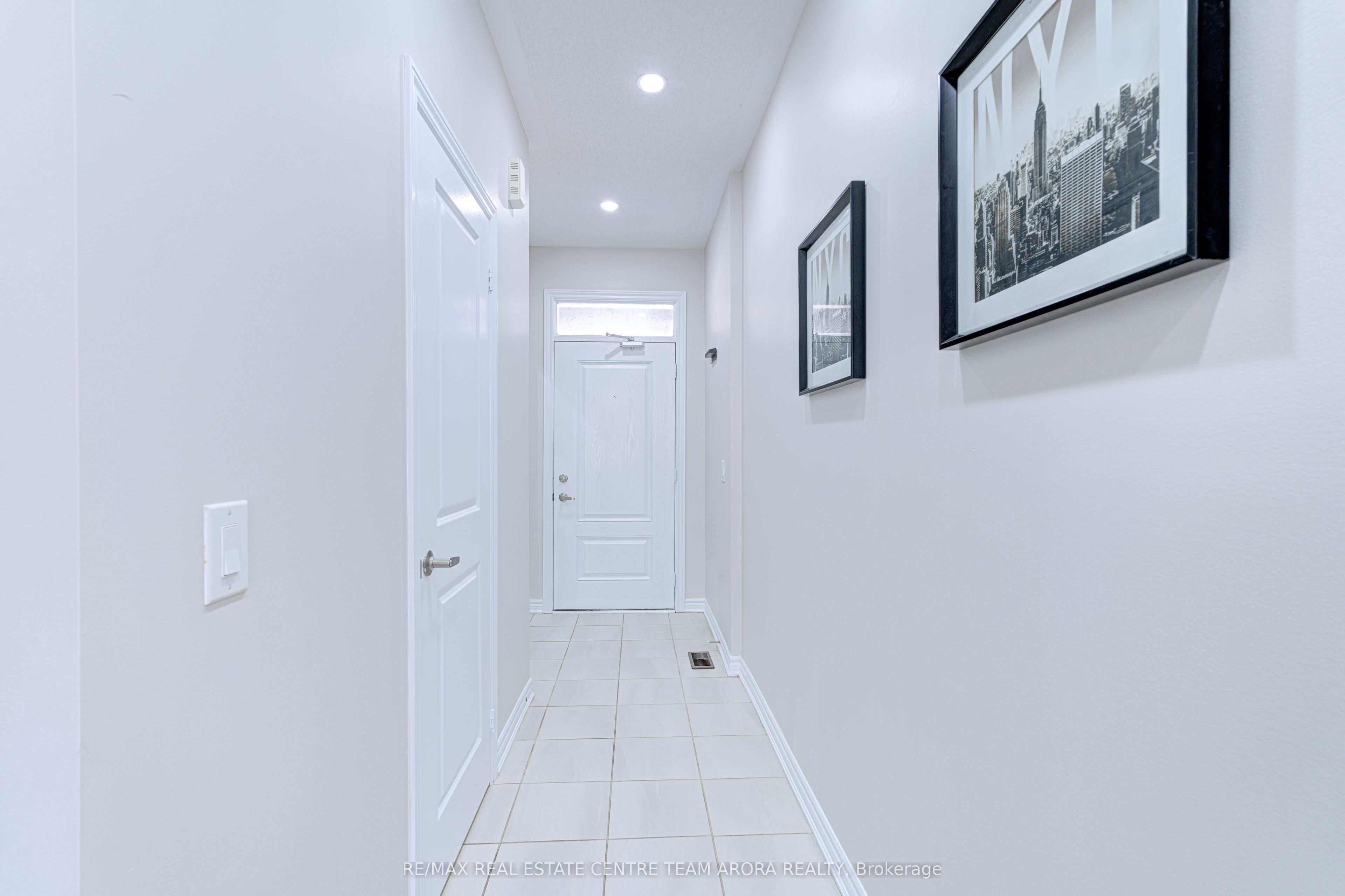 50 Edinburgh Drive 71 Property Photo 5