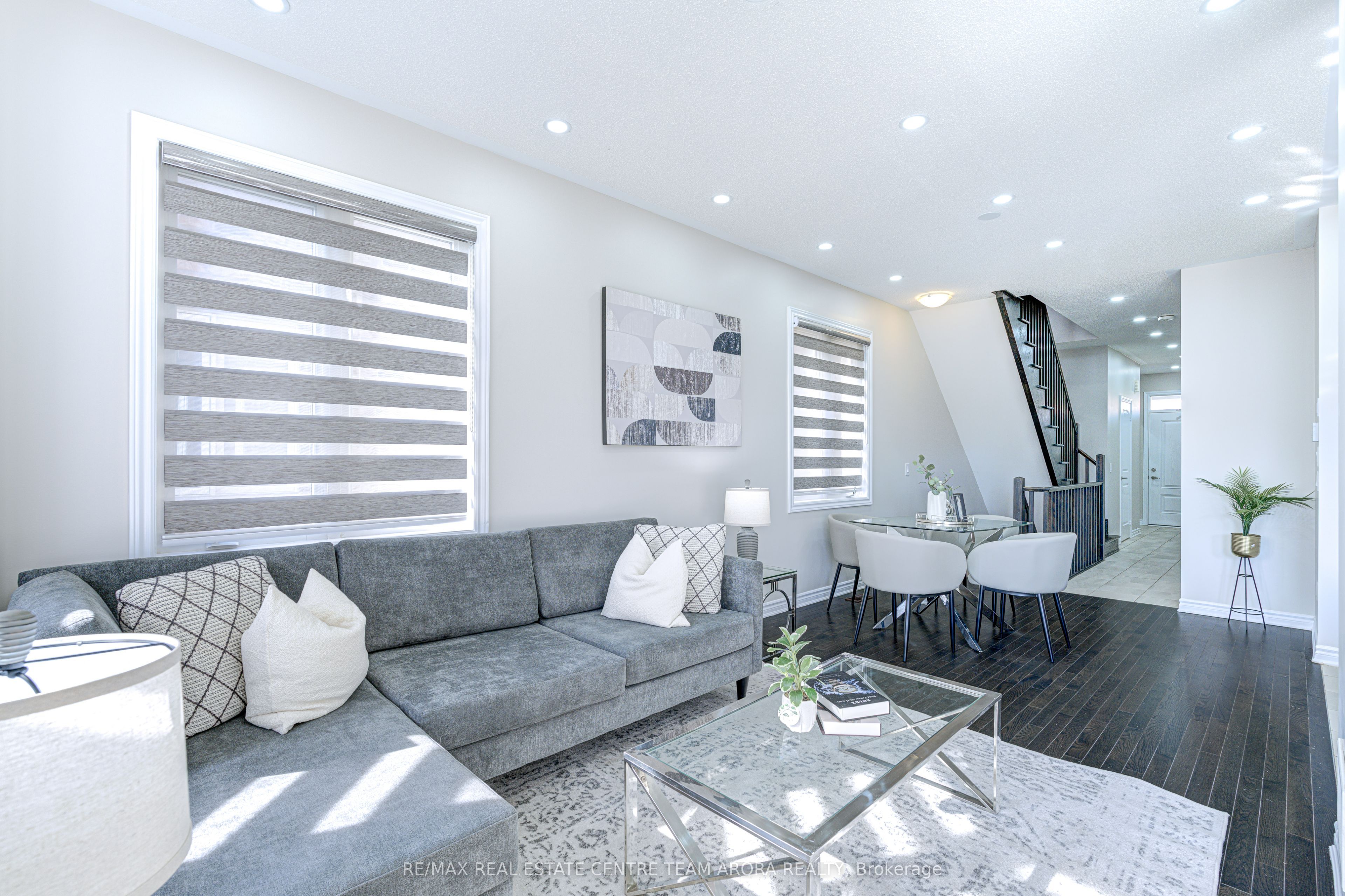 50 Edinburgh Drive 71 Property Photo 9