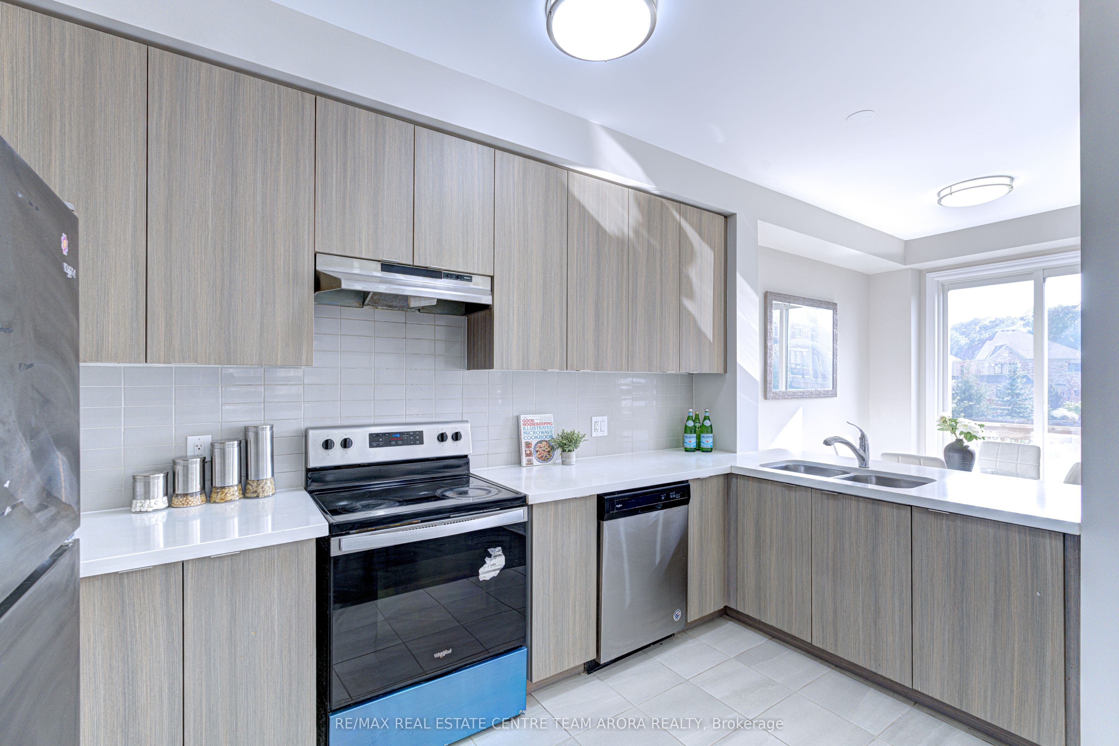 50 Edinburgh Drive 71 Property Photo 15