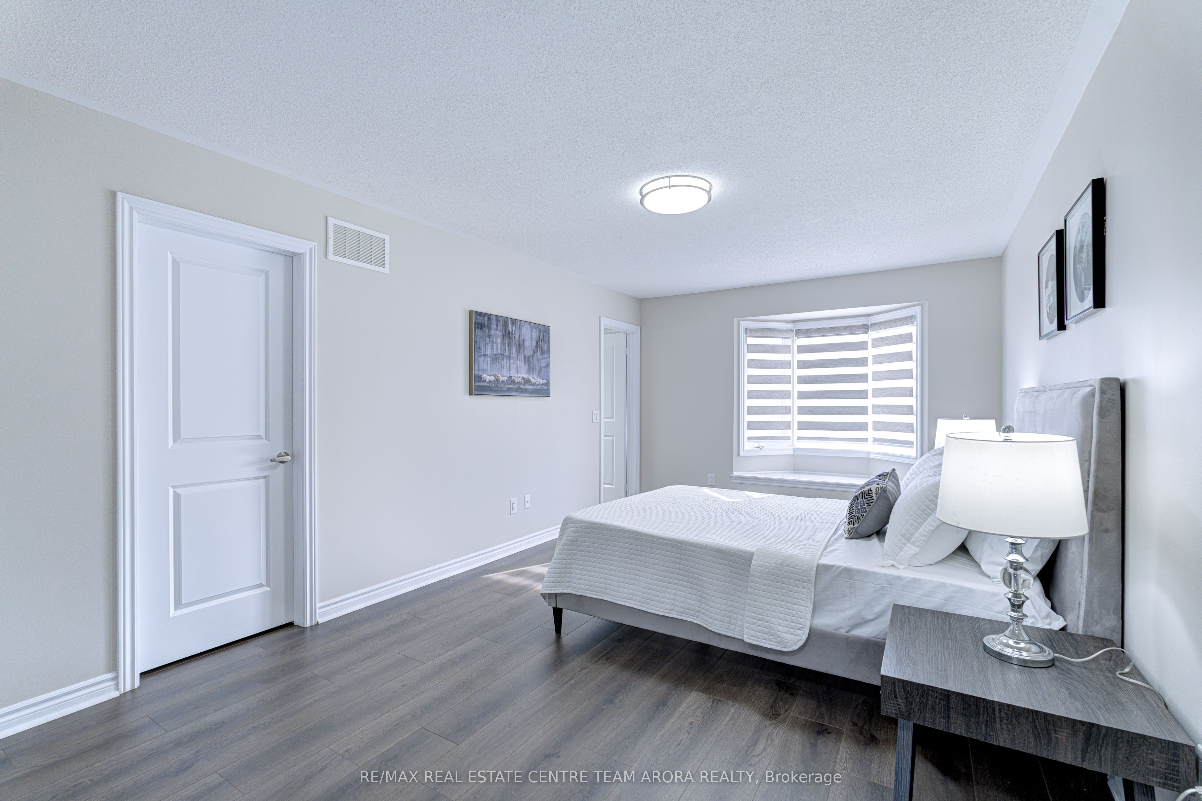 50 Edinburgh Drive 71 Property Photo 22