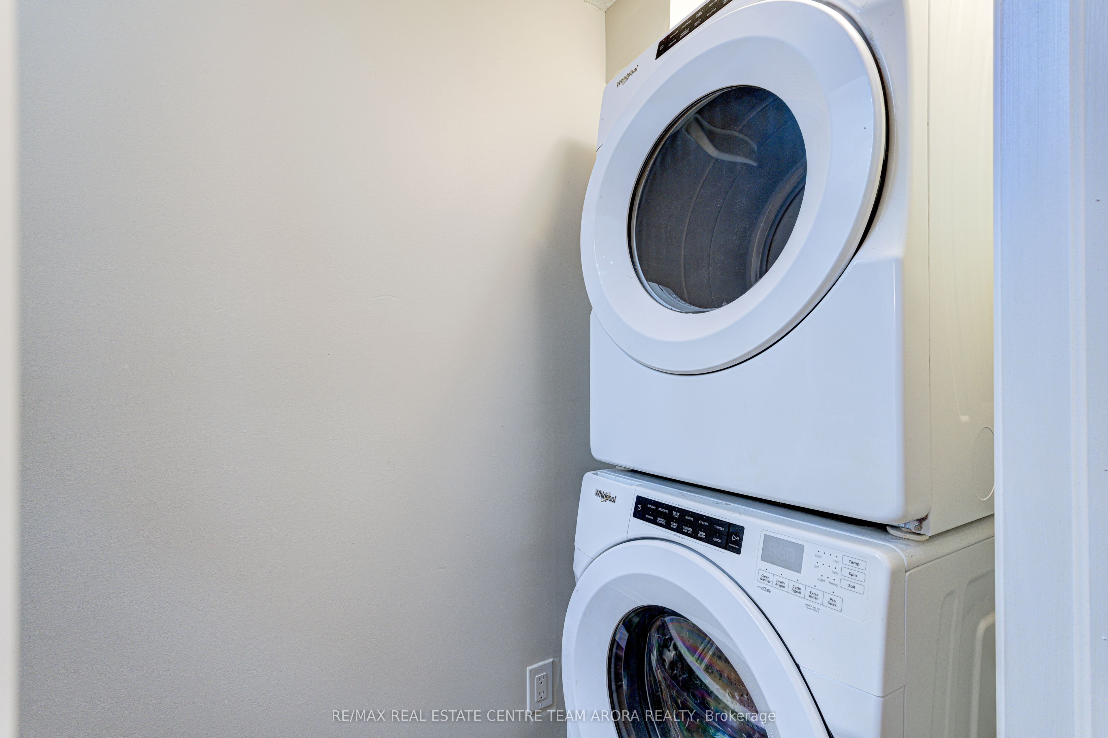 50 Edinburgh Drive 71 Property Photo 30