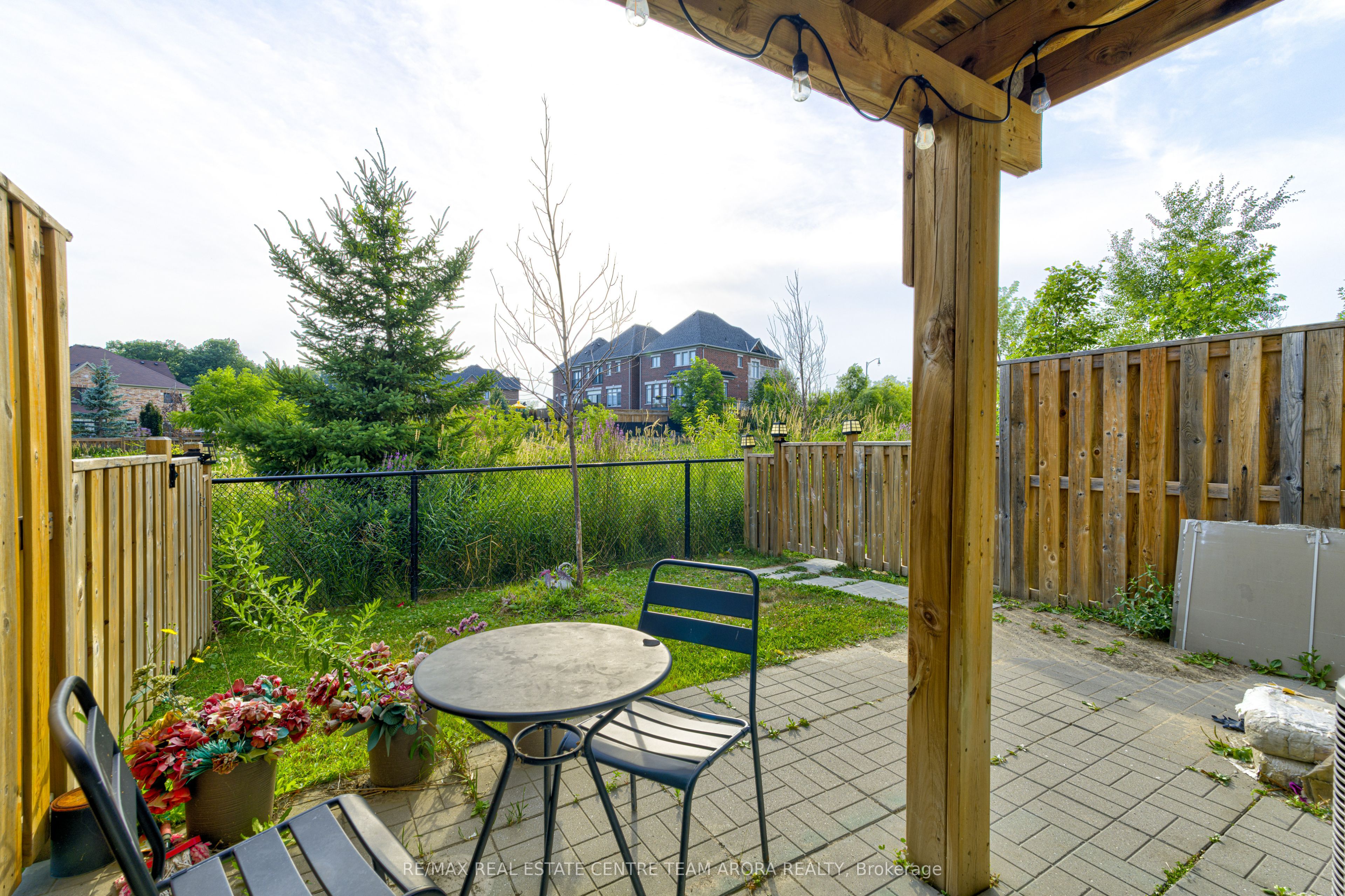 50 Edinburgh Drive 71 Property Photo 38