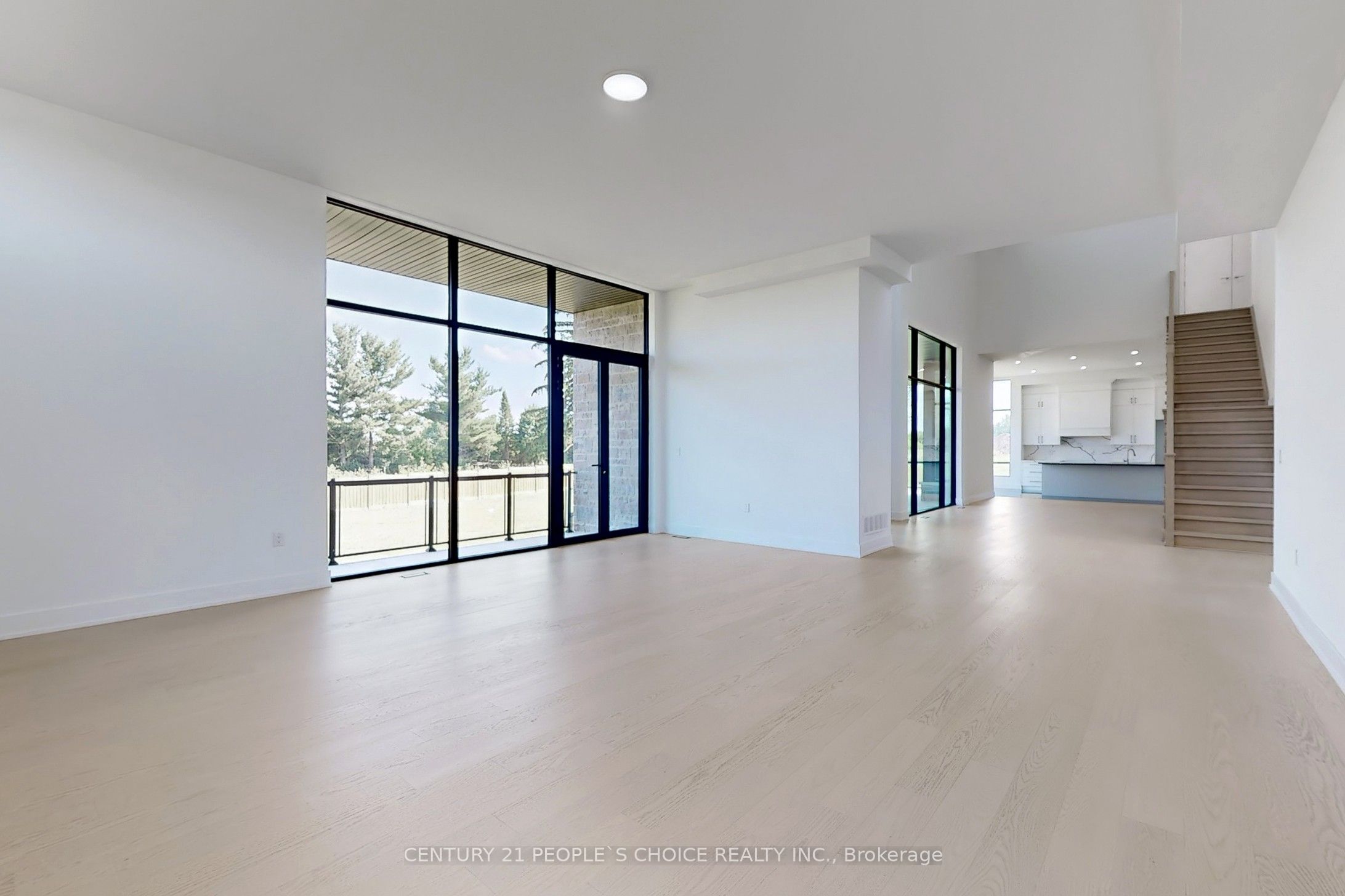 14 Sugarbush Court Property Photo 5