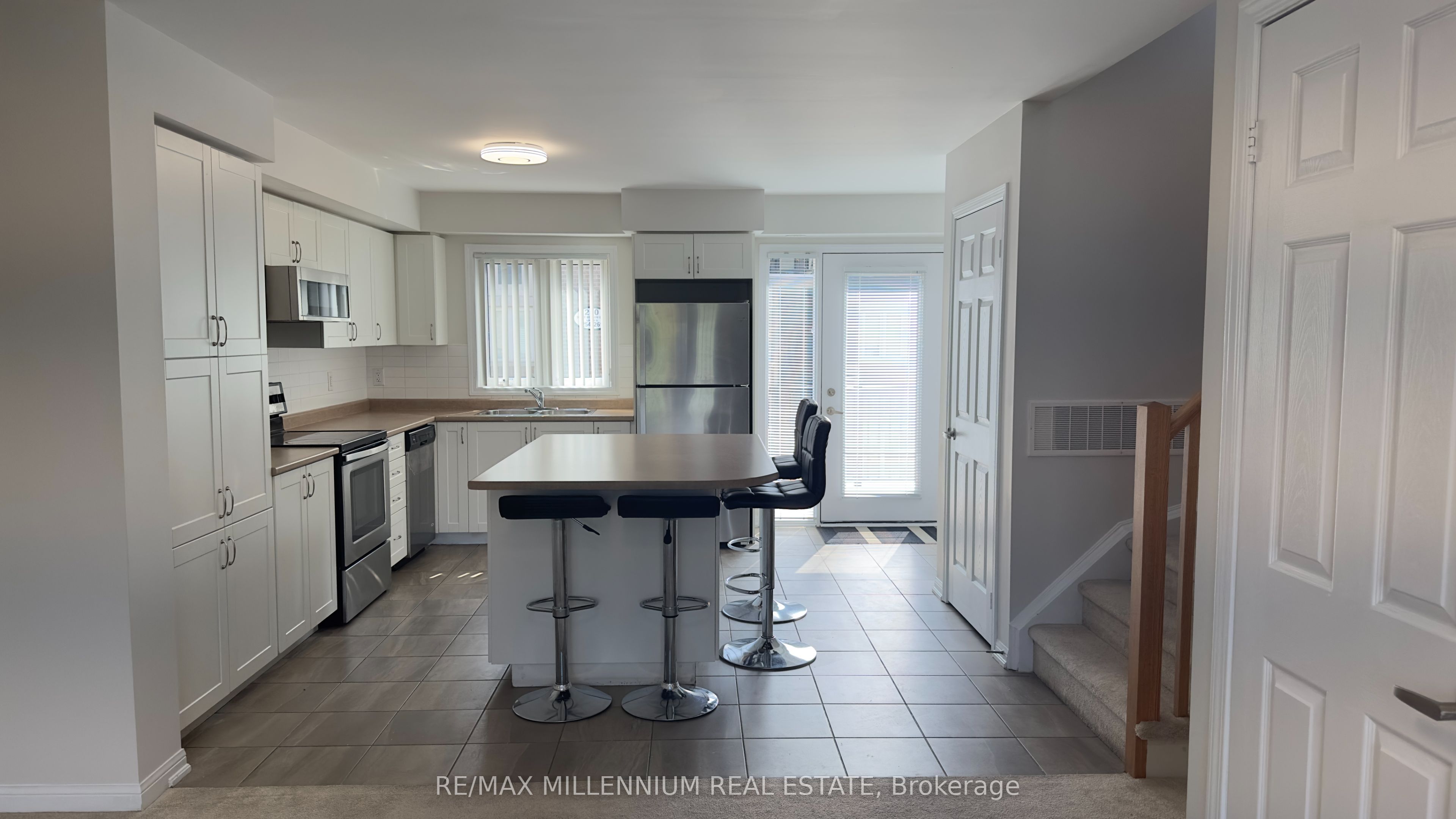 250 Sunny Meadow Boulevard 15 Property Photo 11