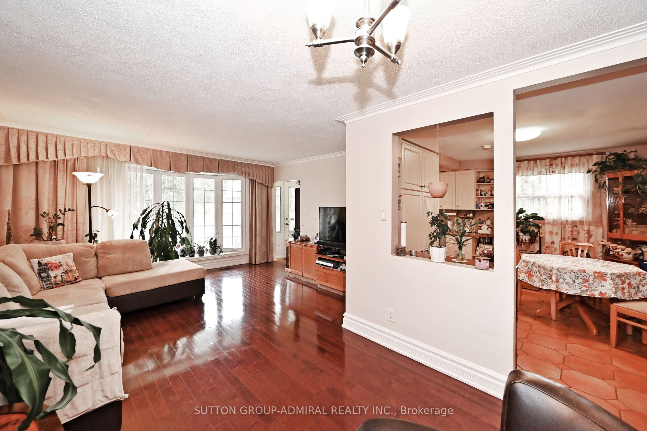 47 Tobermory Drive Property Photo 8