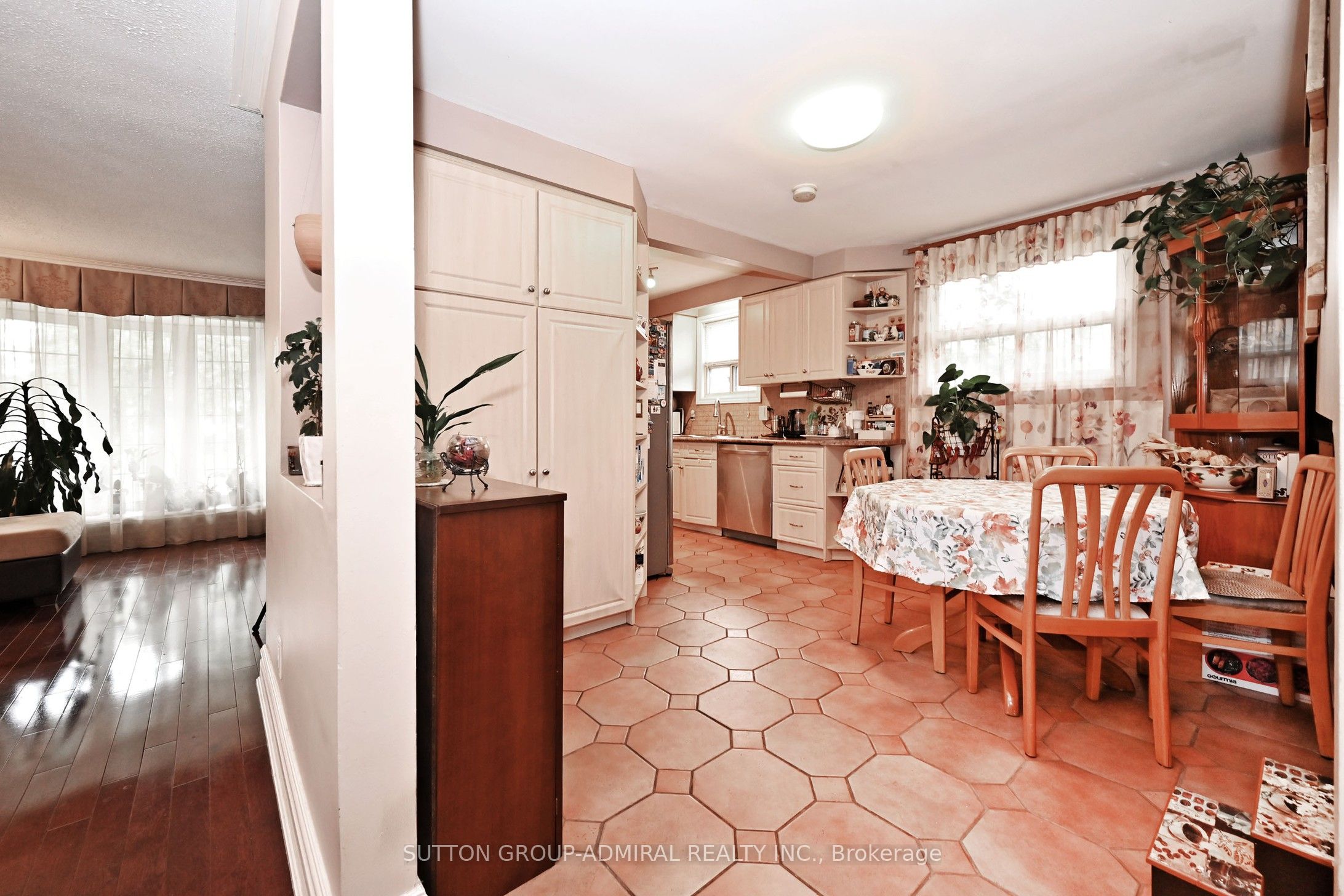 47 Tobermory Drive Property Photo 9