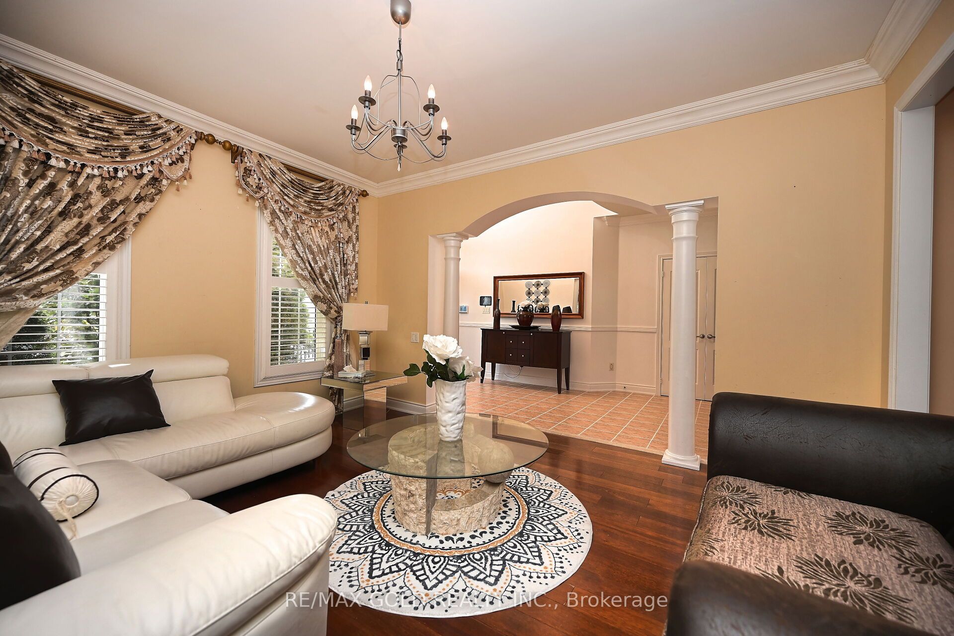 42 Louvain Drive Property Photo 9
