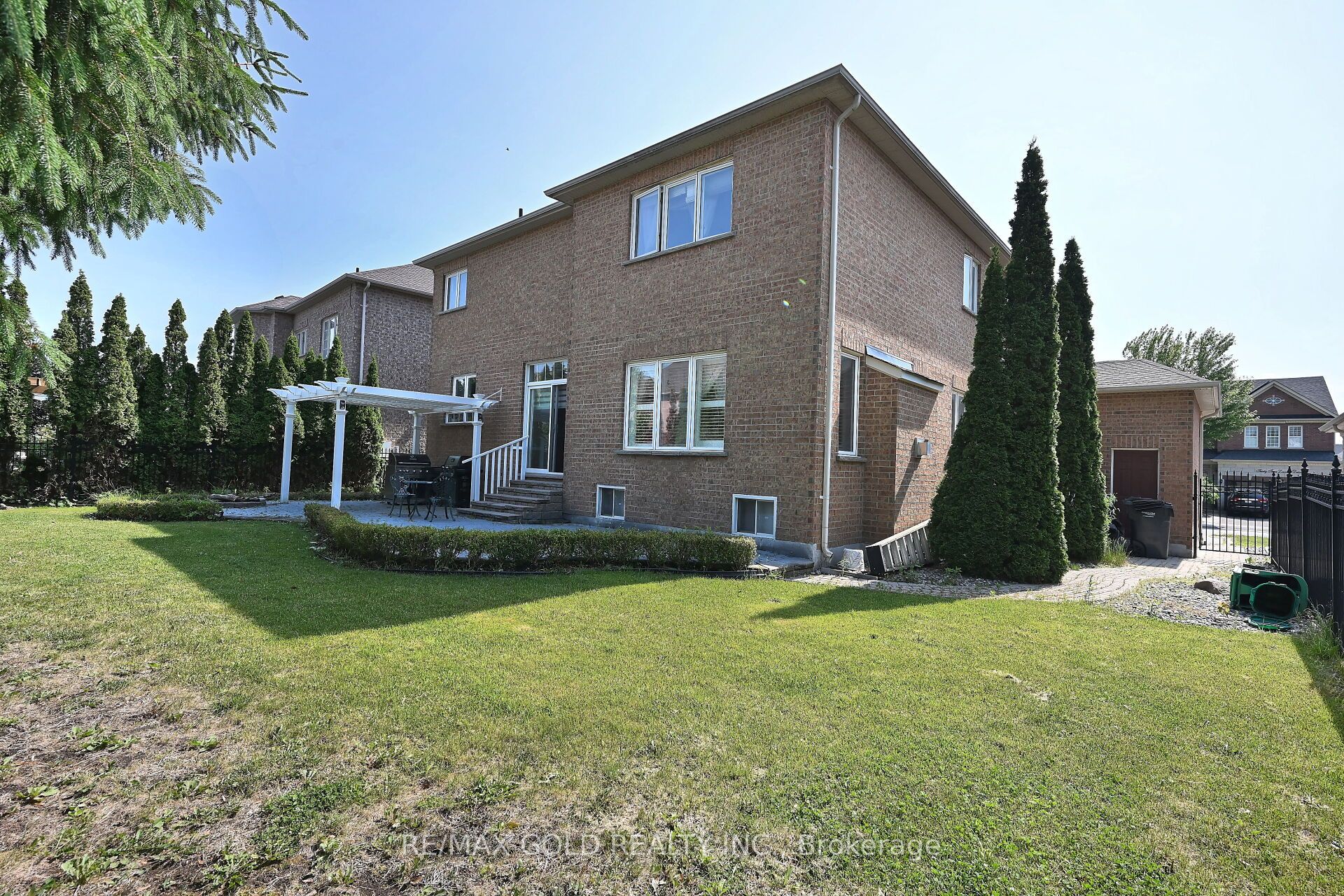 42 Louvain Drive Property Photo 47