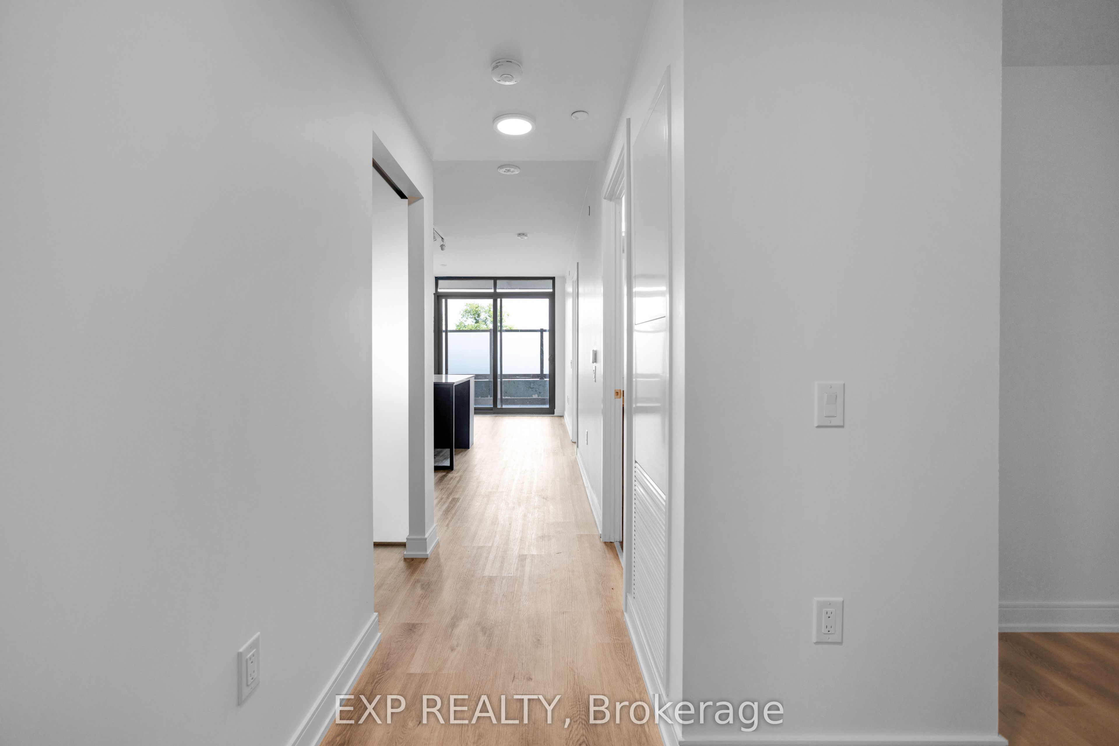 3009 Novar Road 228 Property Photo 8