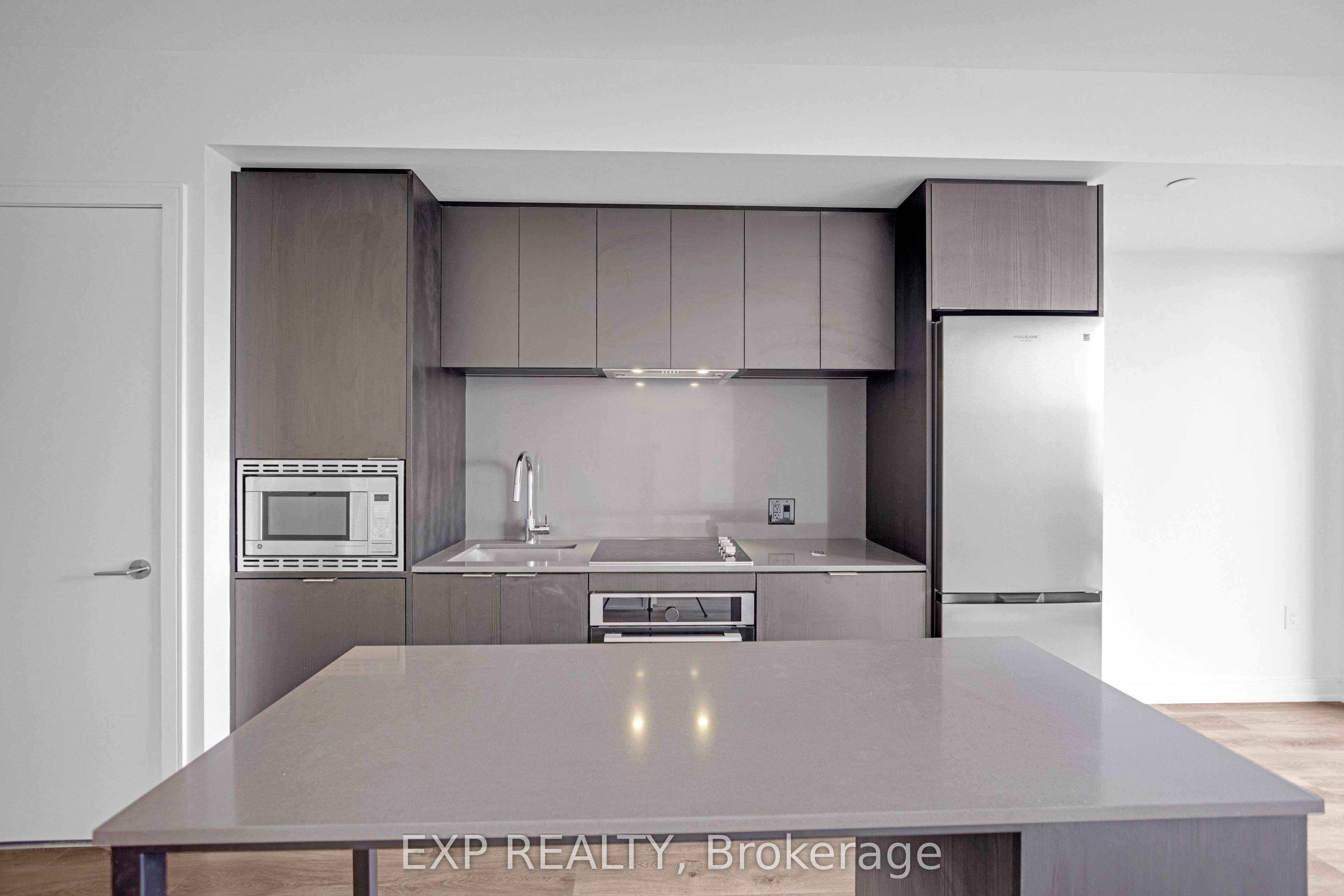 3009 Novar Road 228 Property Photo 10