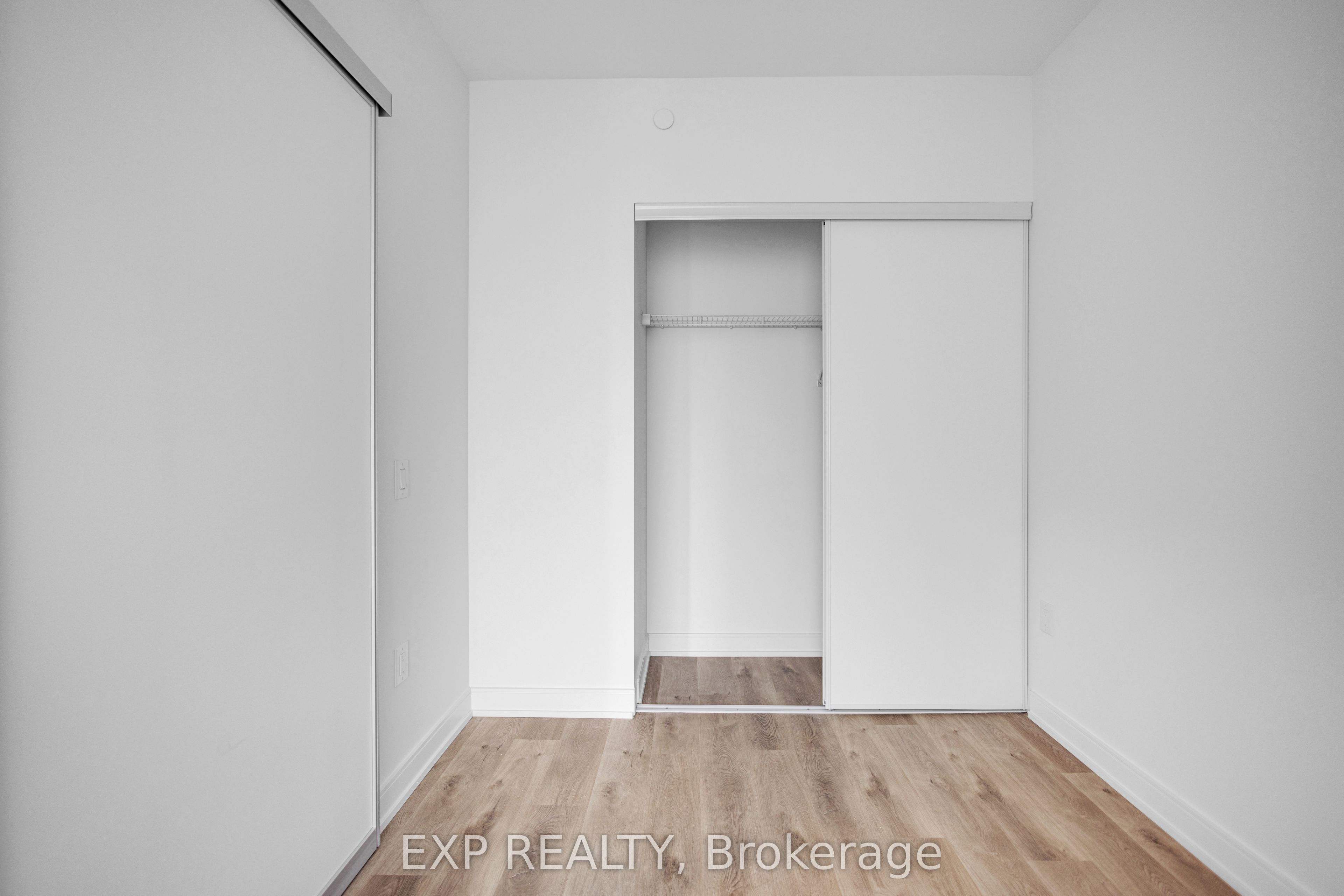 3009 Novar Road 228 Property Photo 16