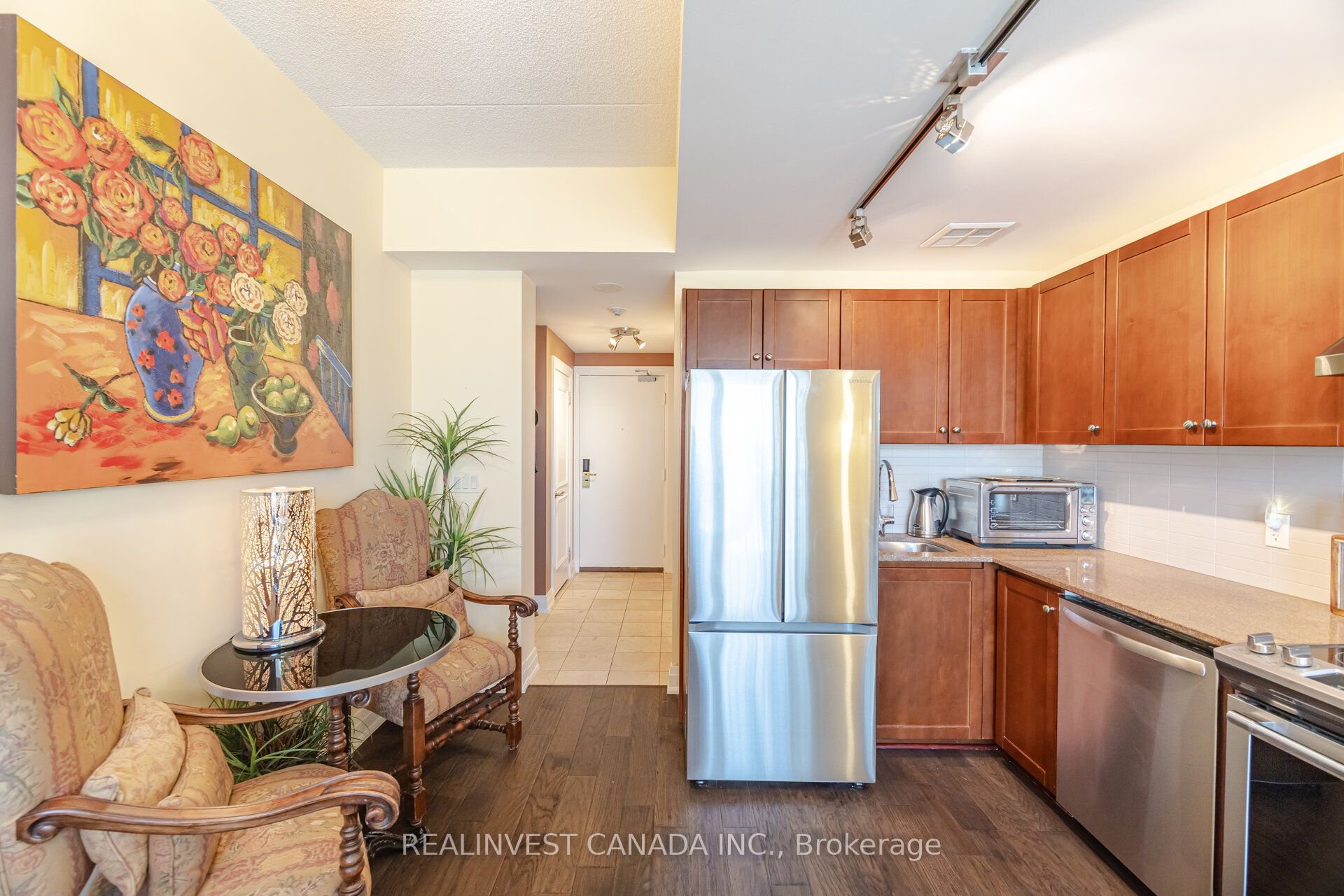 2737 Keele Street 905 Property Photo 9