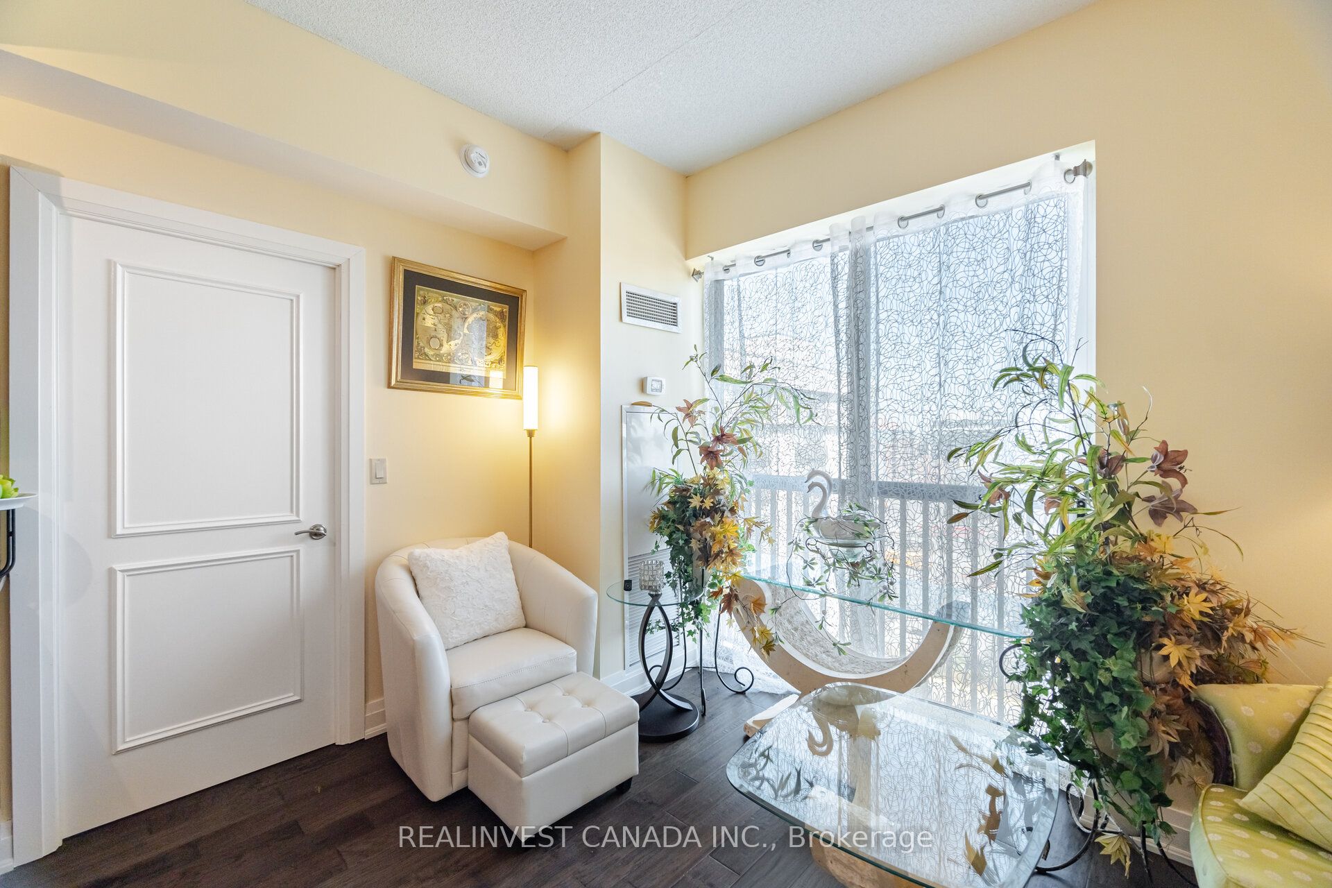 2737 Keele Street 905 Property Photo 14