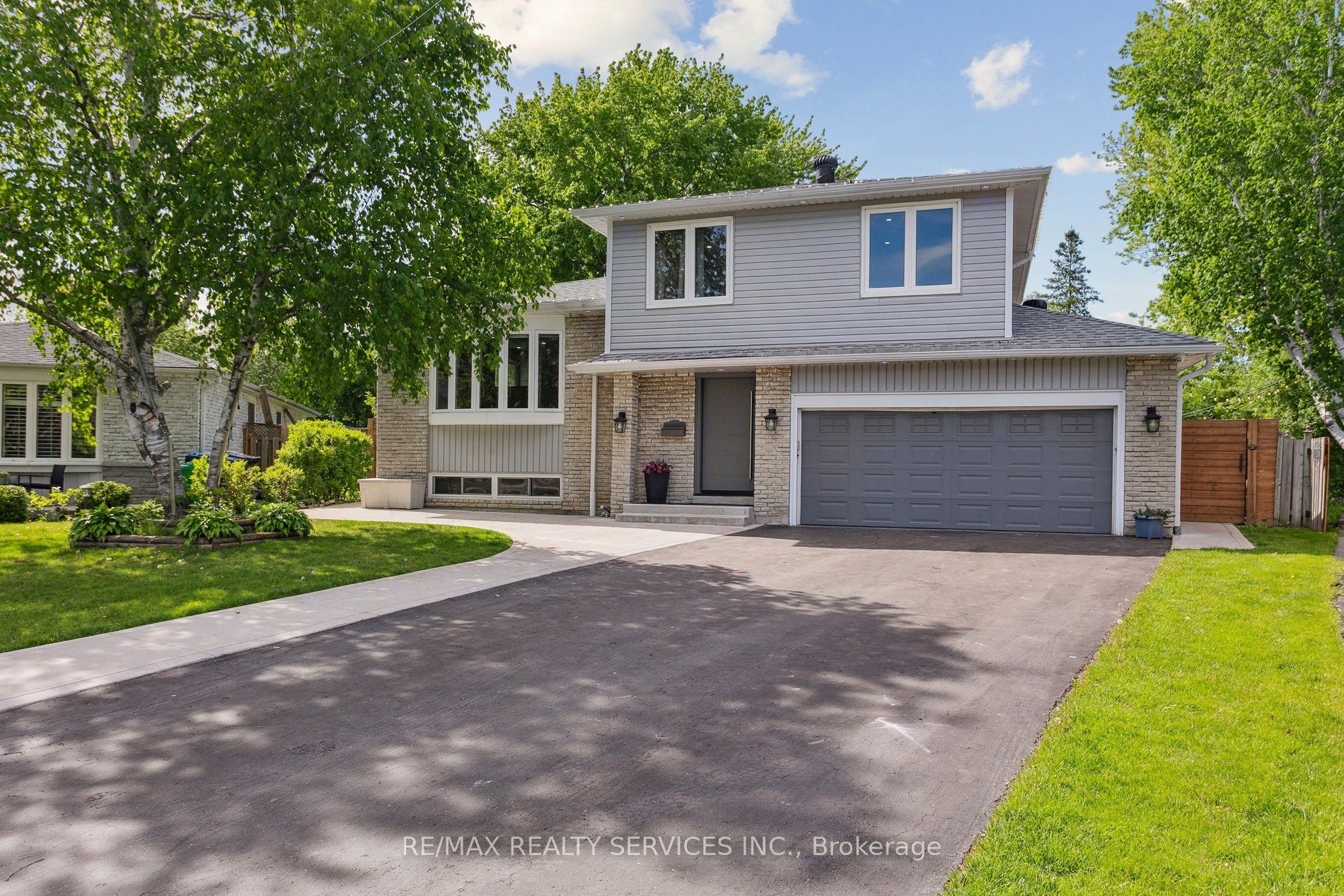 16 Groveland Court Property Photo 1