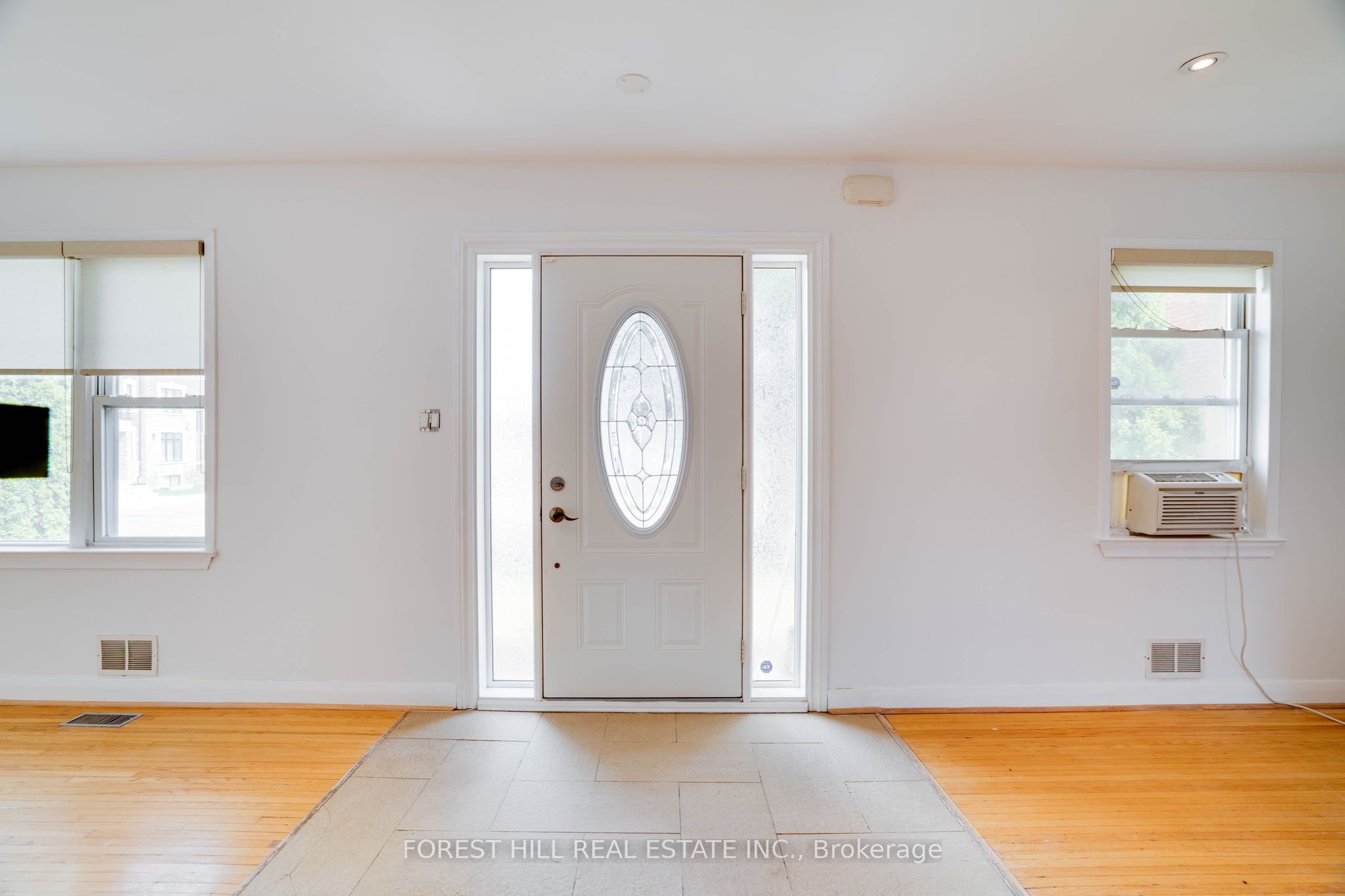 12 Glen Agar Drive Property Photo 2