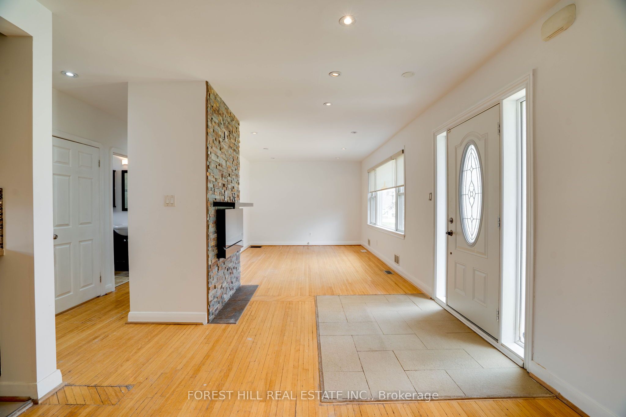 12 Glen Agar Drive Property Photo 12