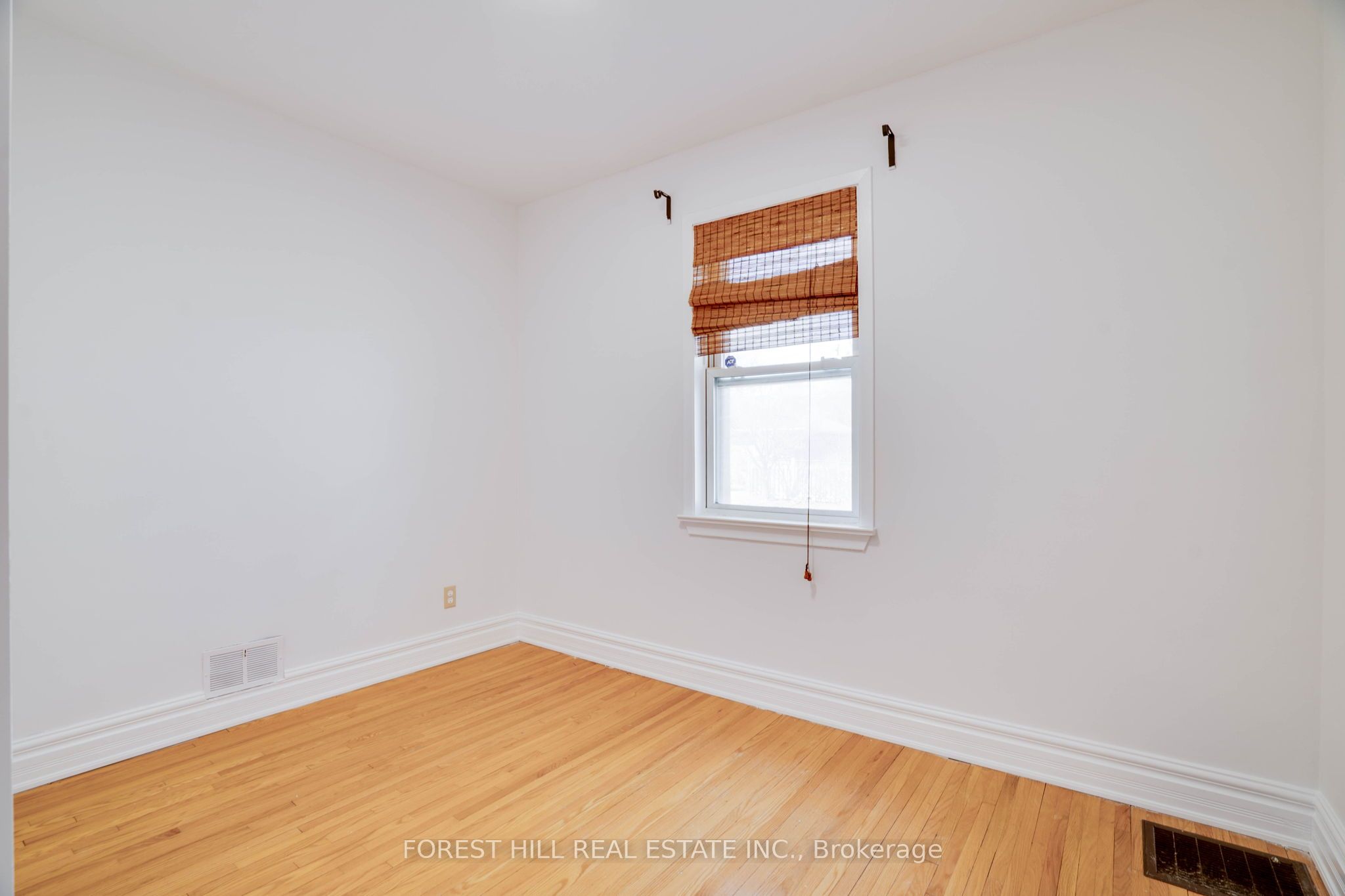 12 Glen Agar Drive Property Photo 15