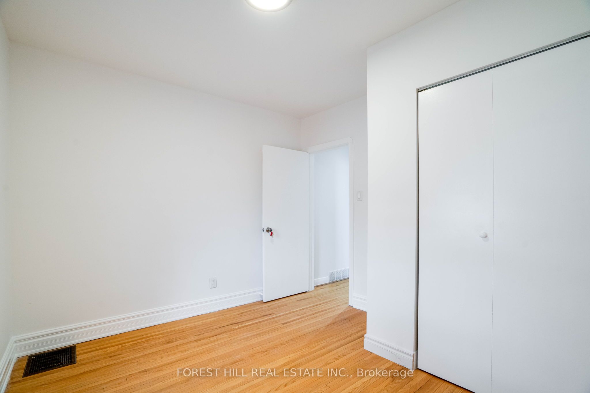 12 Glen Agar Drive Property Photo 17