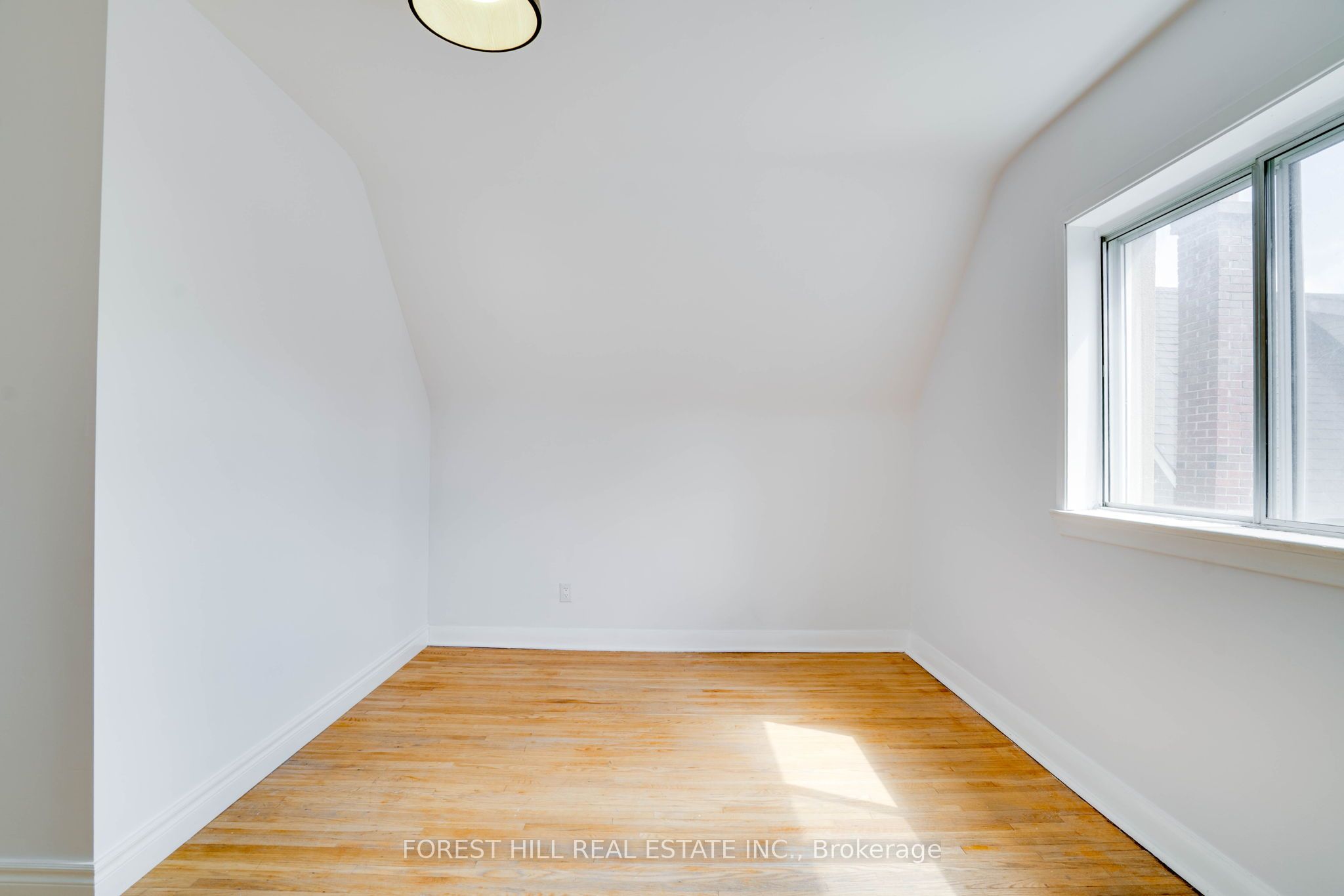 12 Glen Agar Drive Property Photo 23