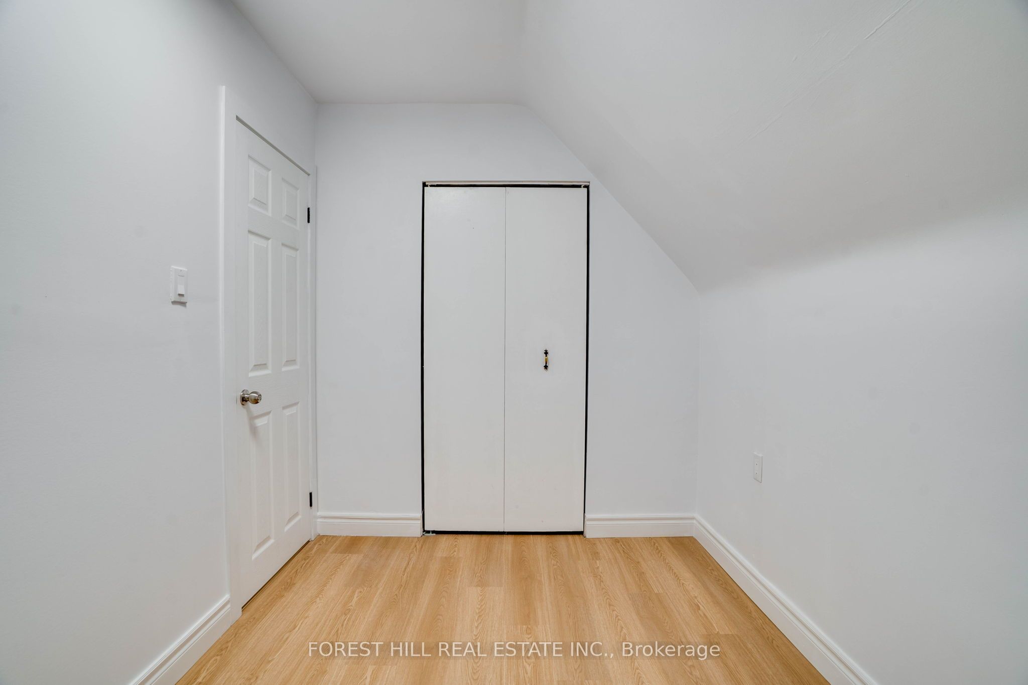 12 Glen Agar Drive Property Photo 27