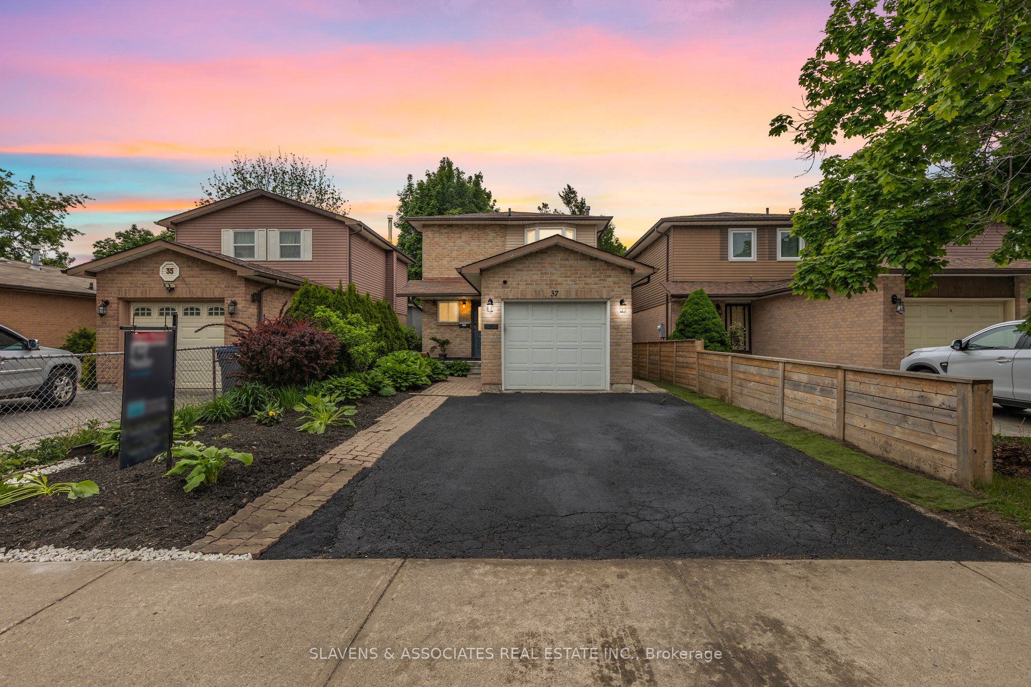 37 Vodden Street W Property Photo 1