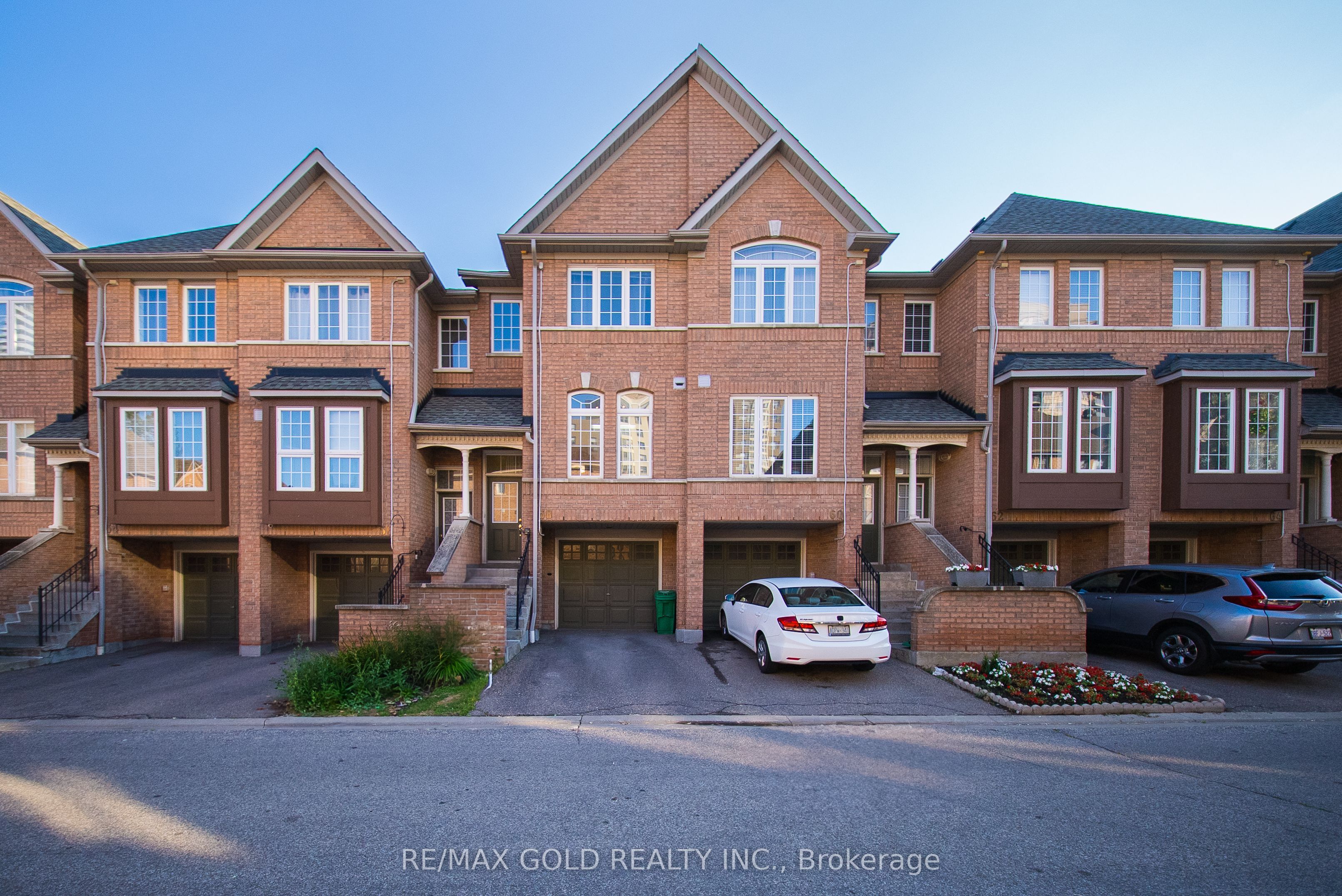 50 Strathaven Drive 58 Property Photo 1