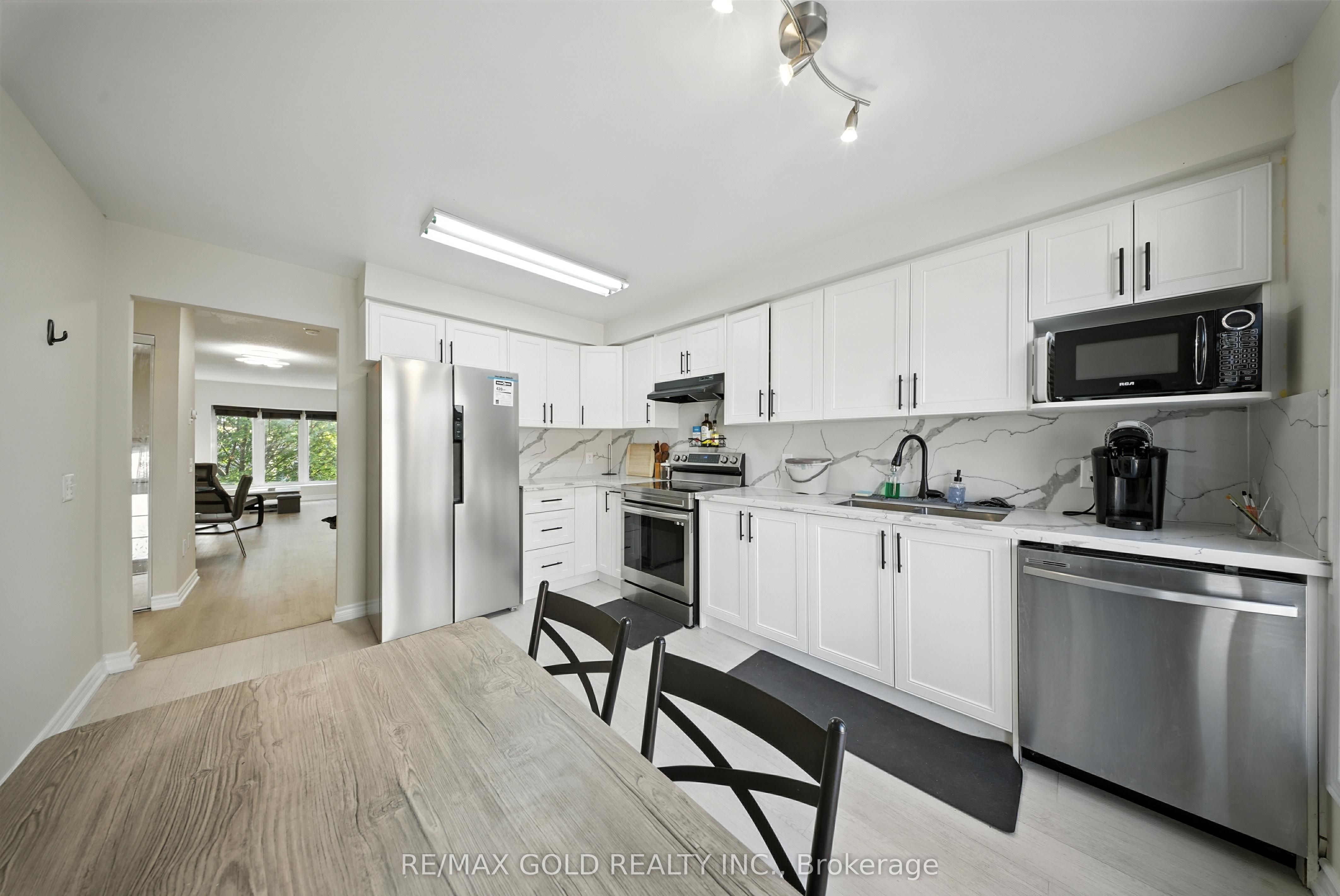 50 Strathaven Drive 58 Property Photo 7