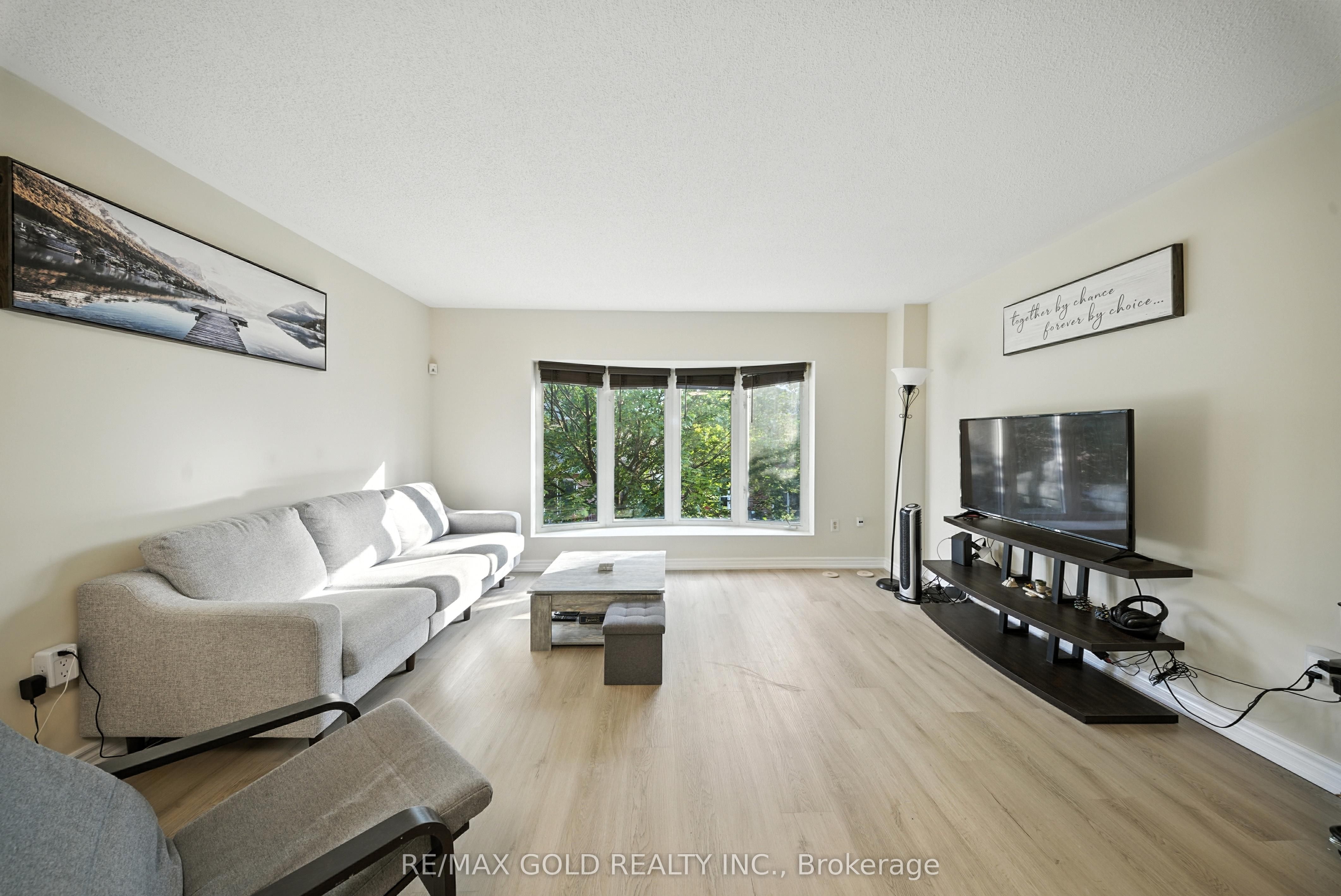 50 Strathaven Drive 58 Property Photo 12