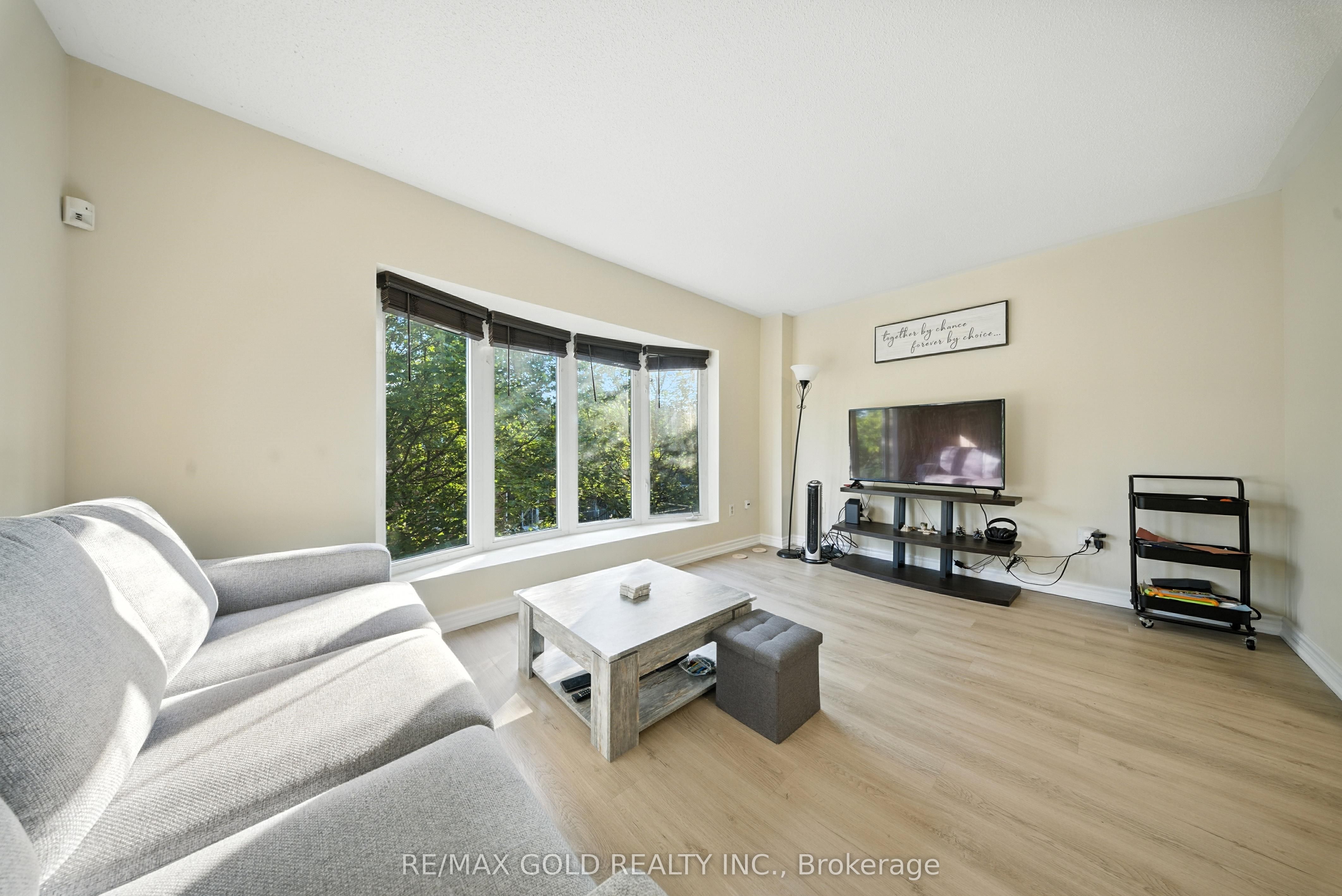 50 Strathaven Drive 58 Property Photo 13