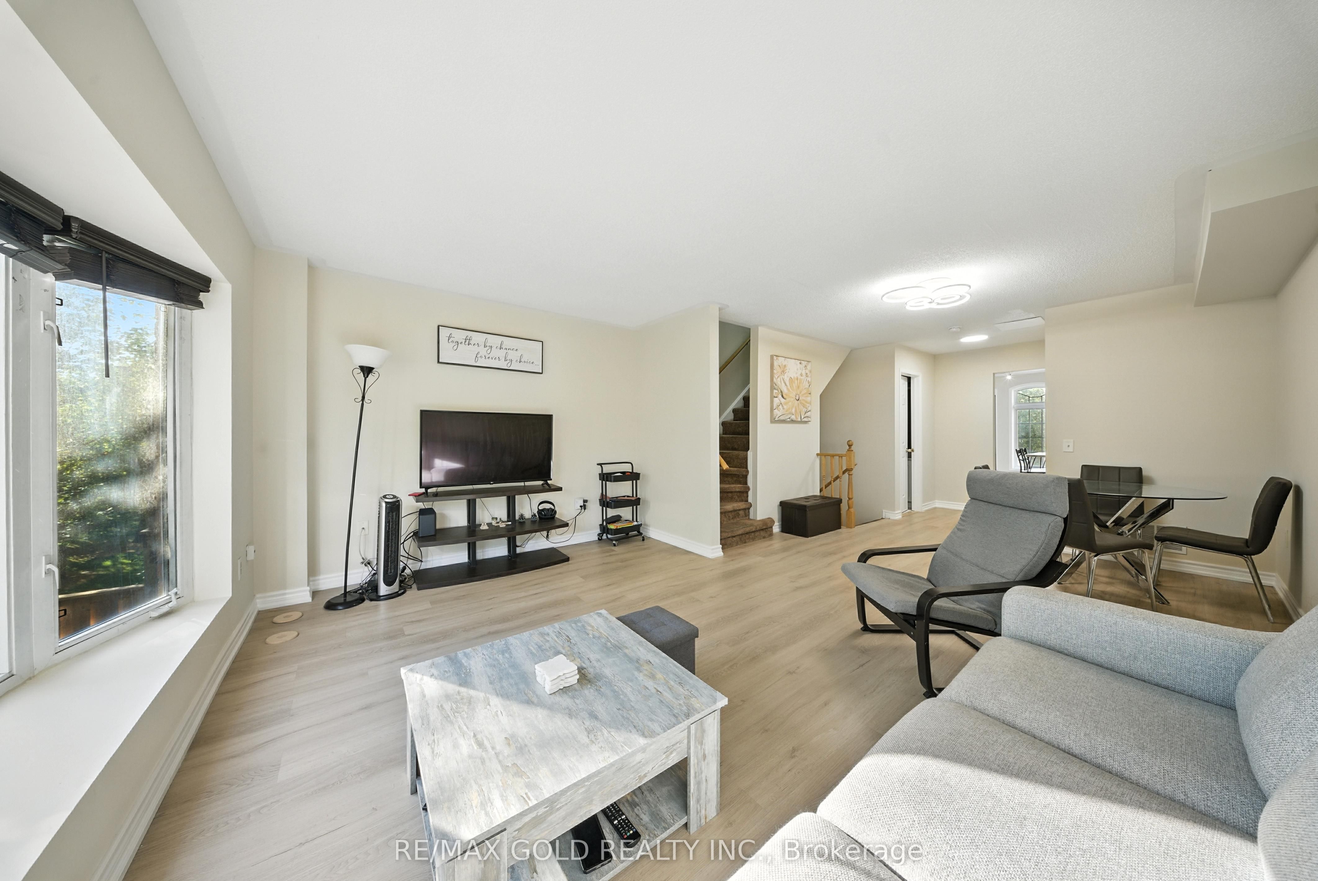 50 Strathaven Drive 58 Property Photo 14