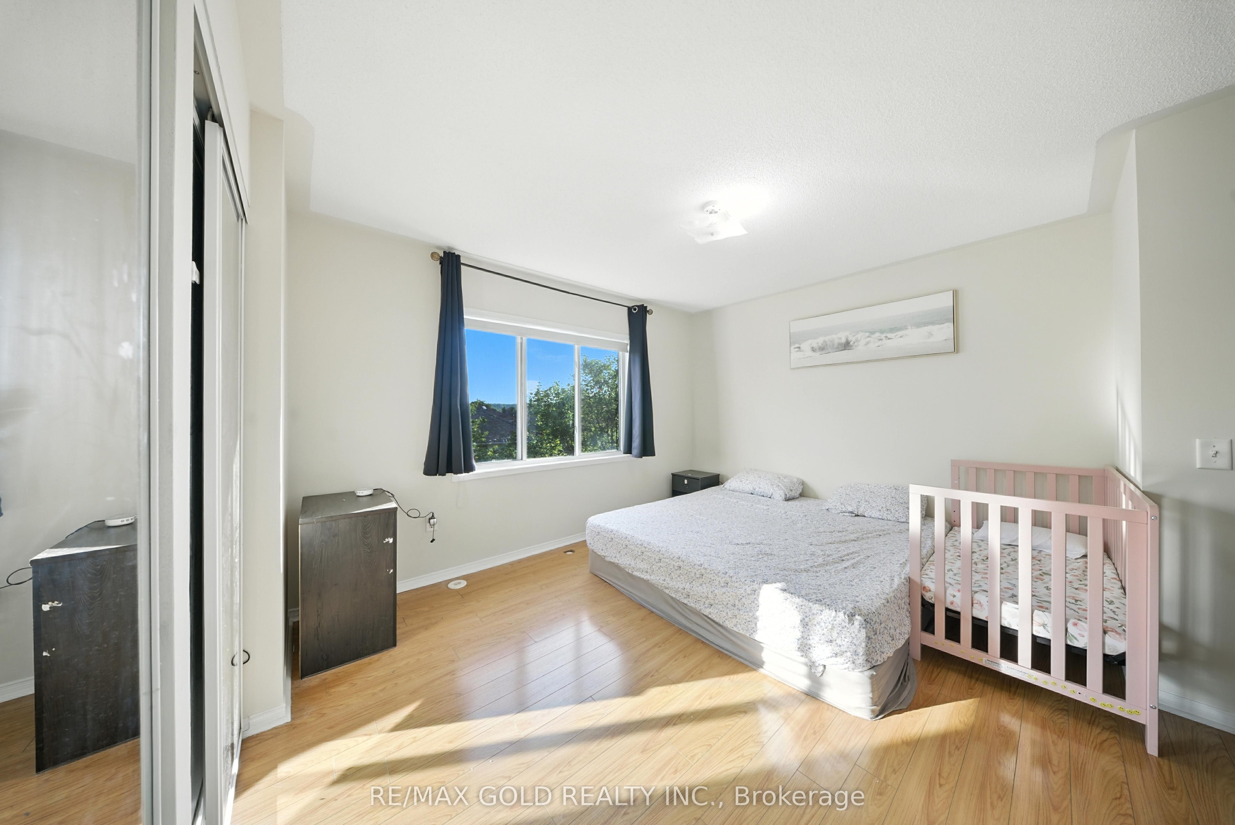 50 Strathaven Drive 58 Property Photo 22