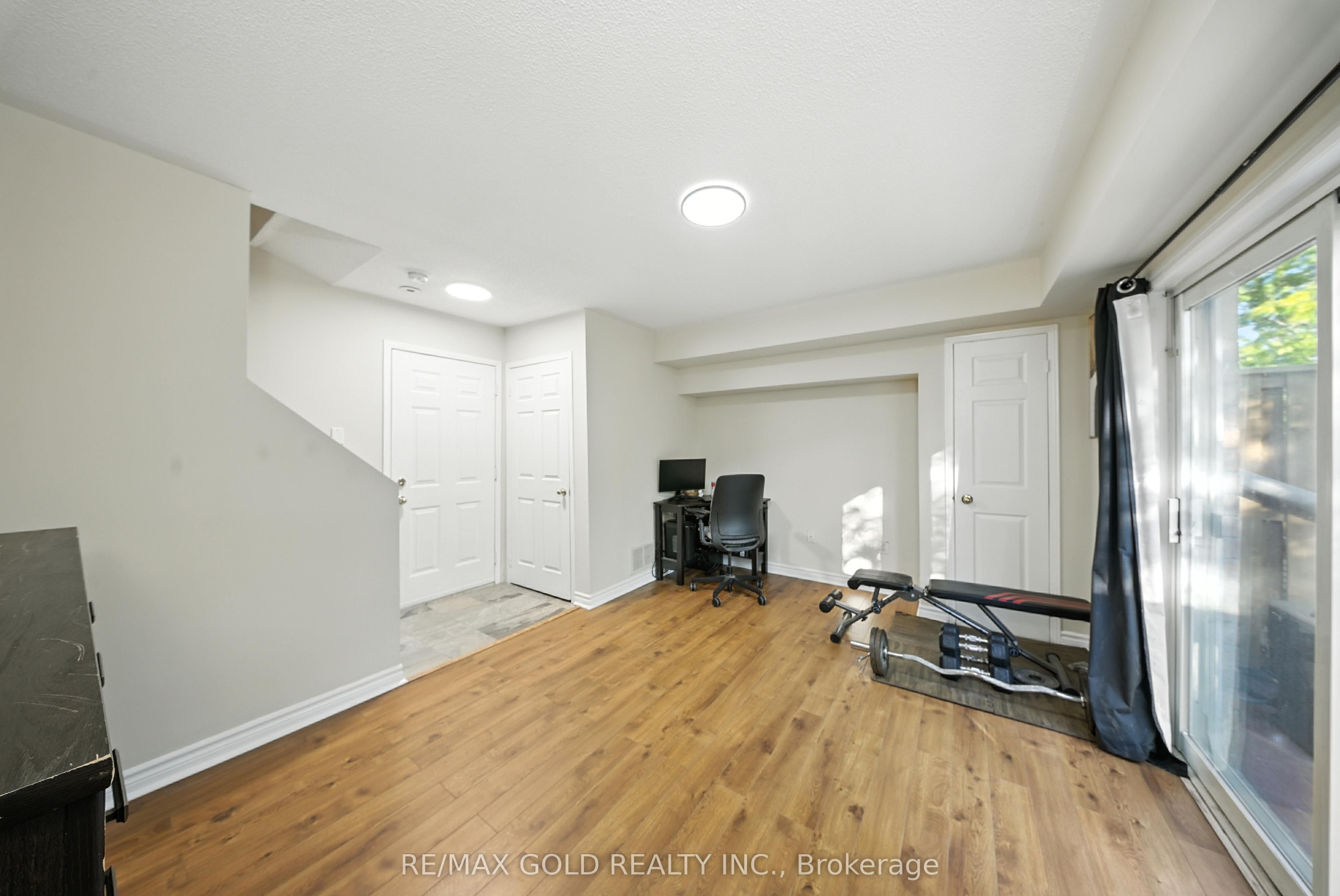 50 Strathaven Drive 58 Property Photo 26