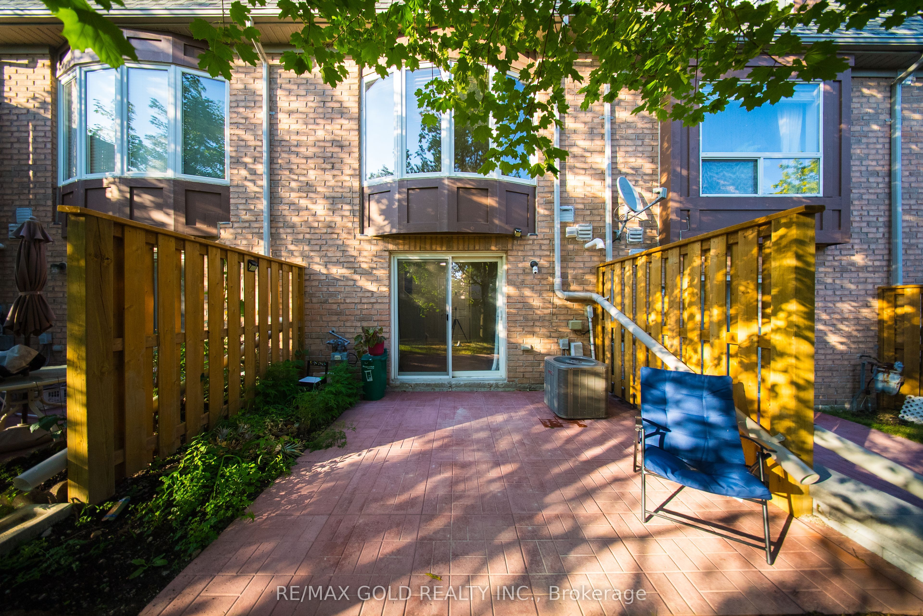 50 Strathaven Drive 58 Property Photo 28