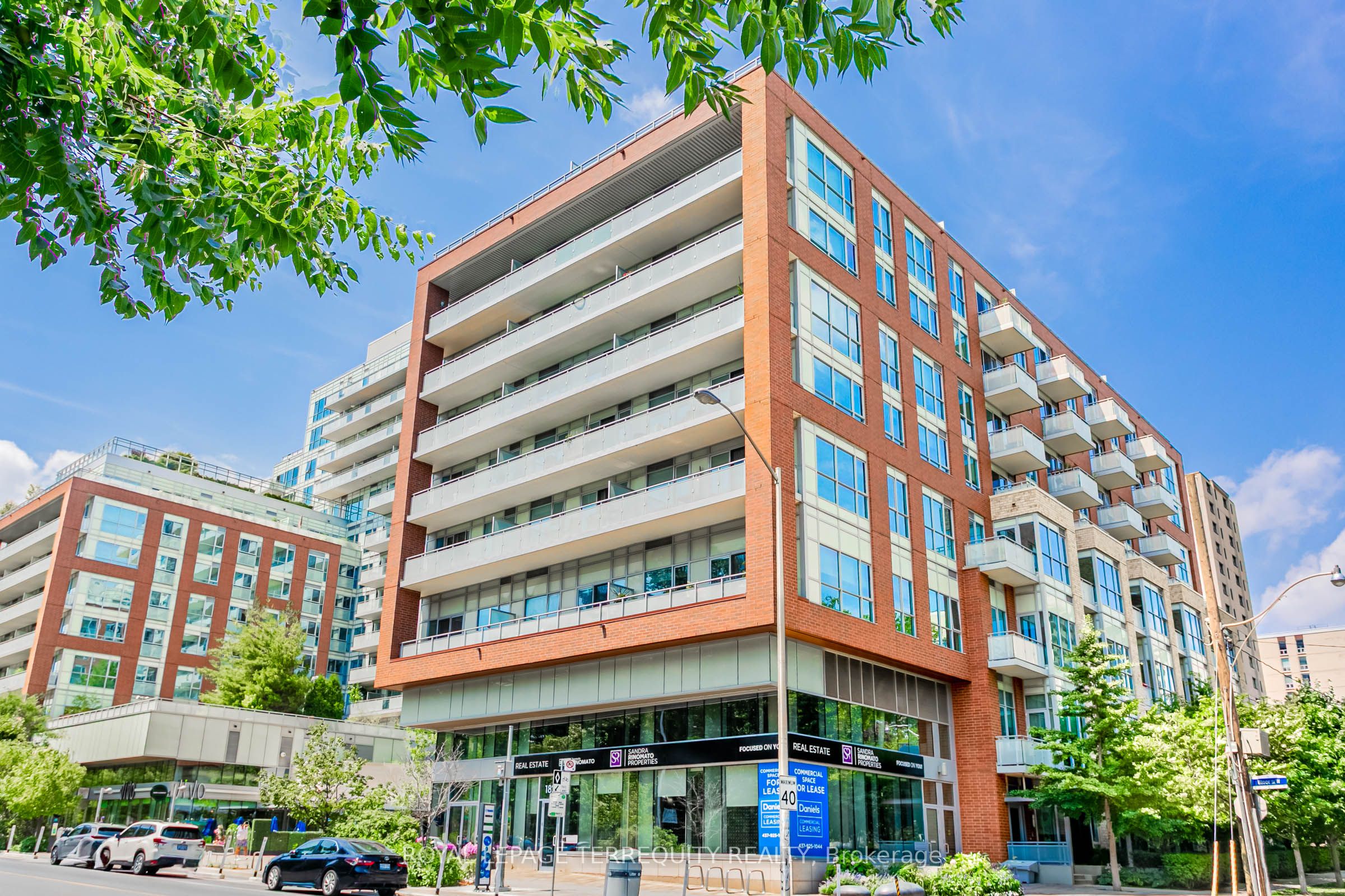 1830 Bloor Street W 526 Property Photo 1