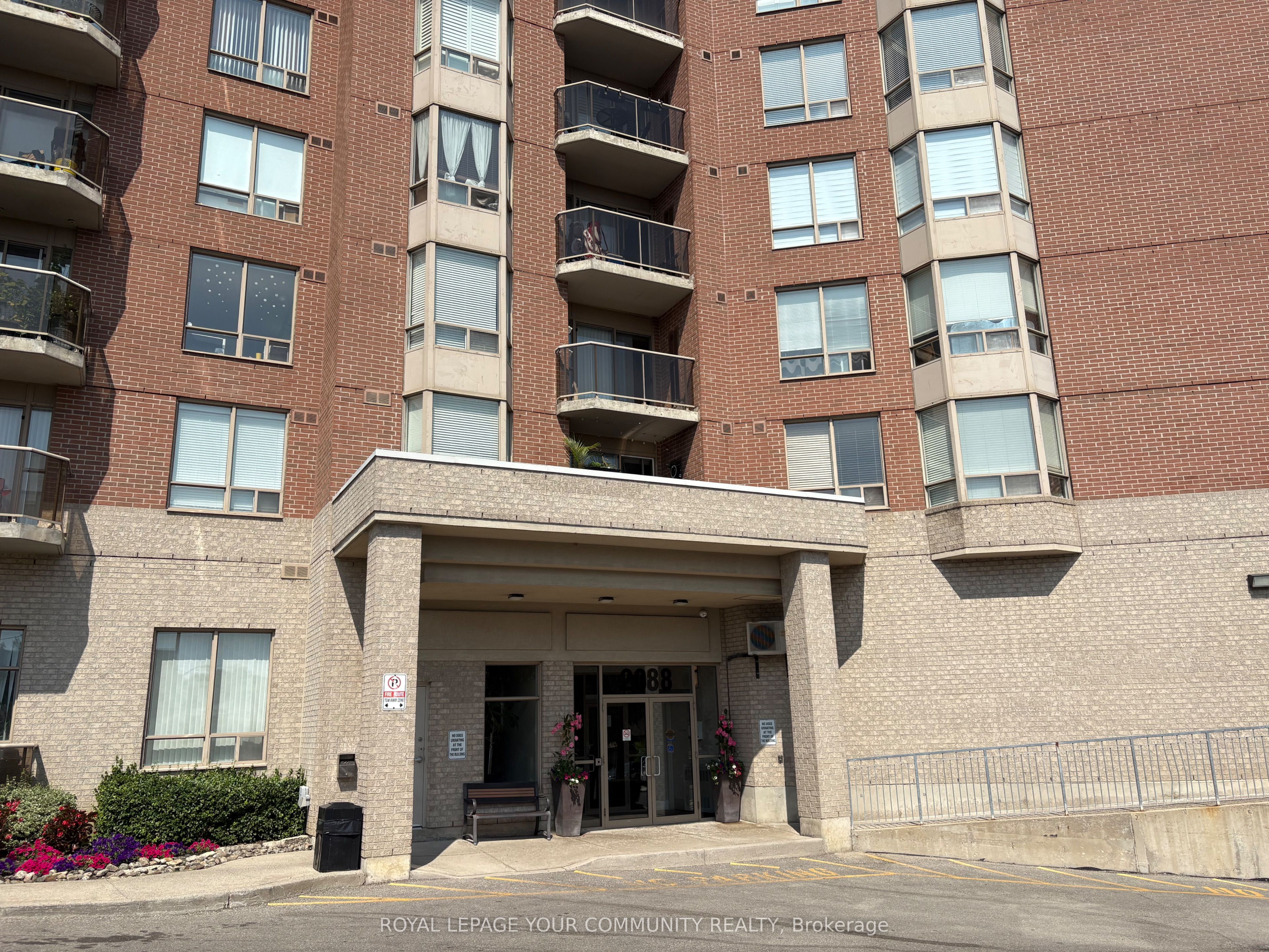 2088 Lawrence Avenue W 908 Property Photo 1