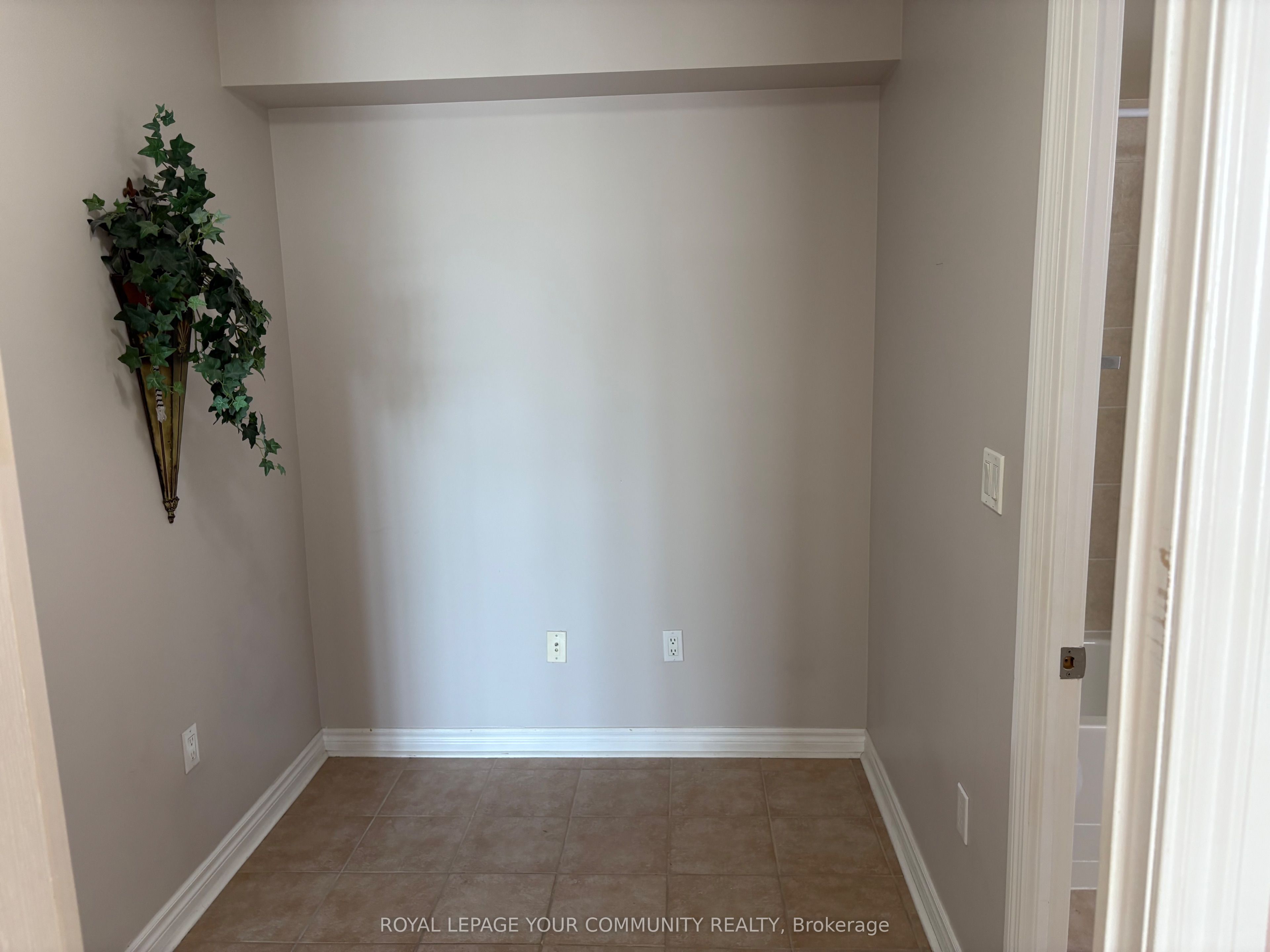 2088 Lawrence Avenue W 908 Property Photo 23