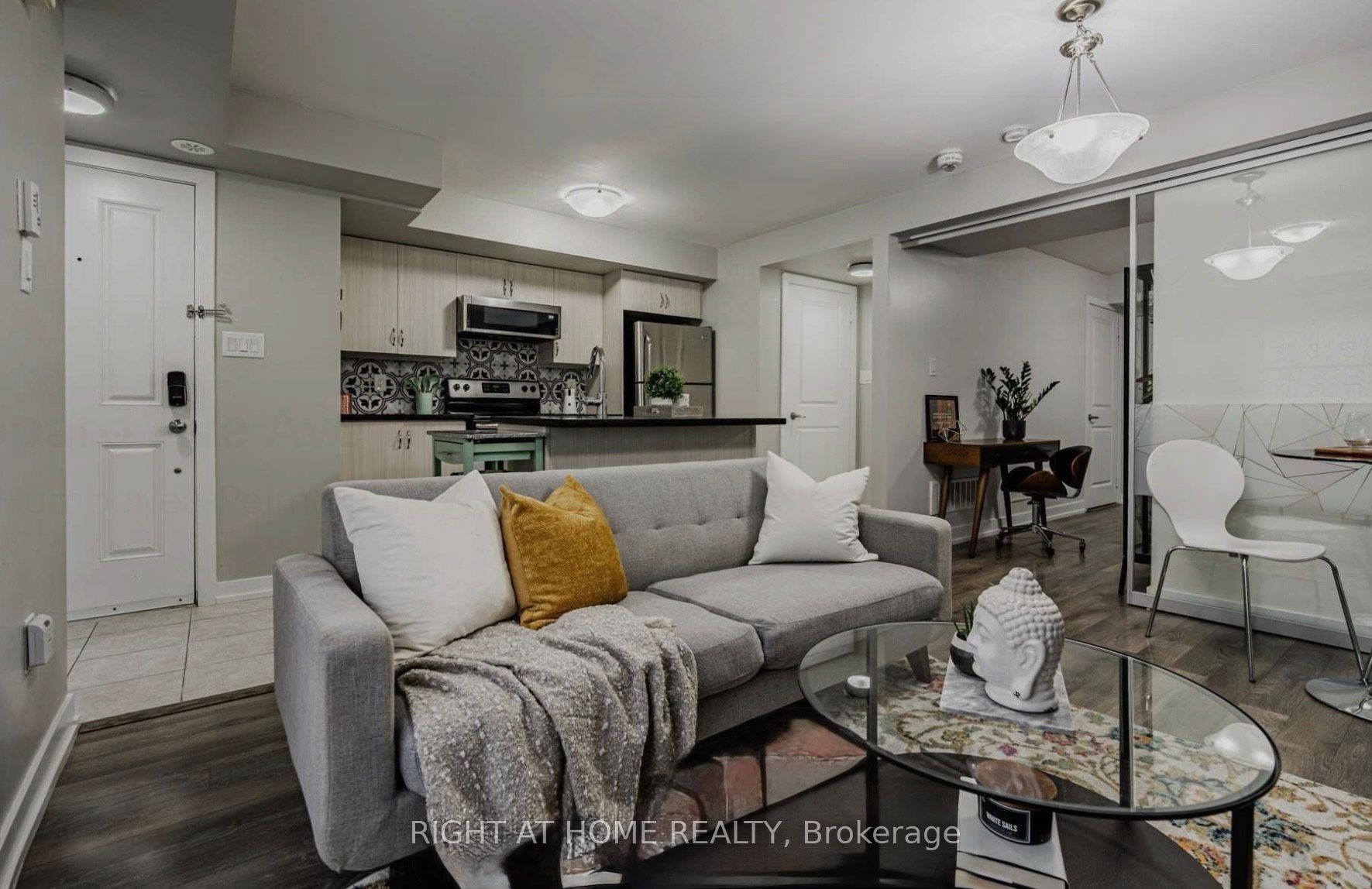 2315 Sheppard Avenue W 42 Property Photo 4