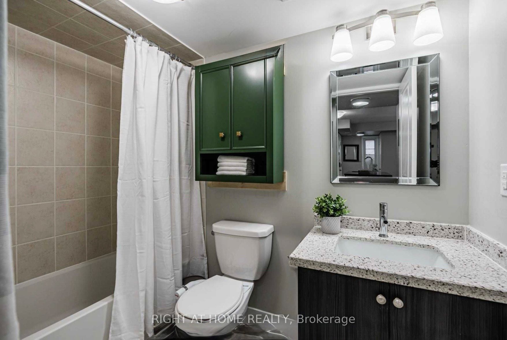 2315 Sheppard Avenue W 42 Property Photo 7