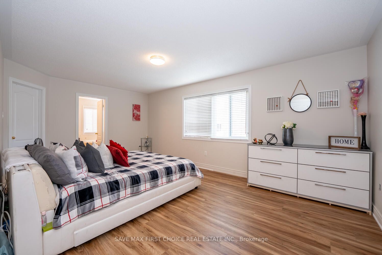 30 Cedarsprings Way Property Photo 19