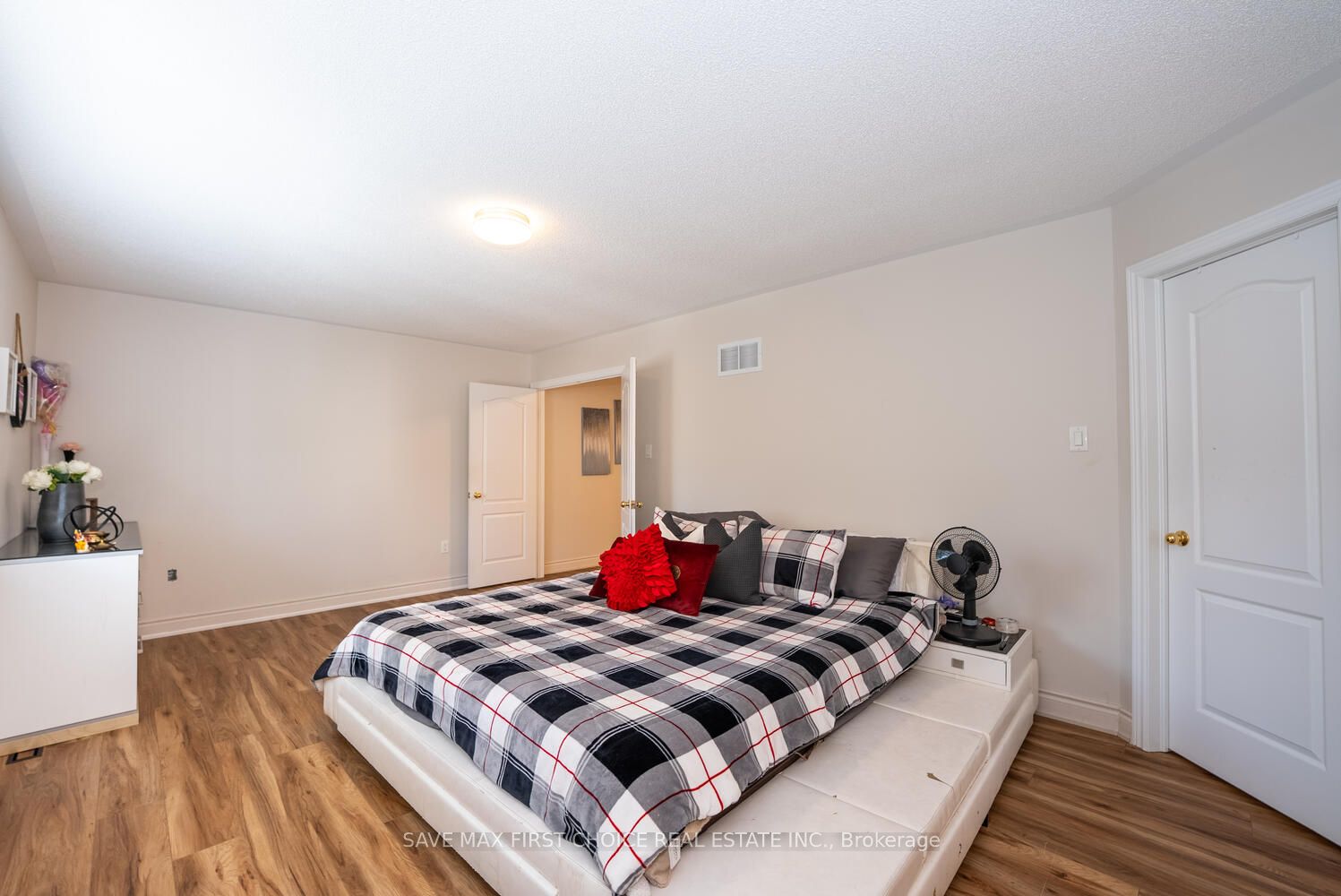 30 Cedarsprings Way Property Photo 21