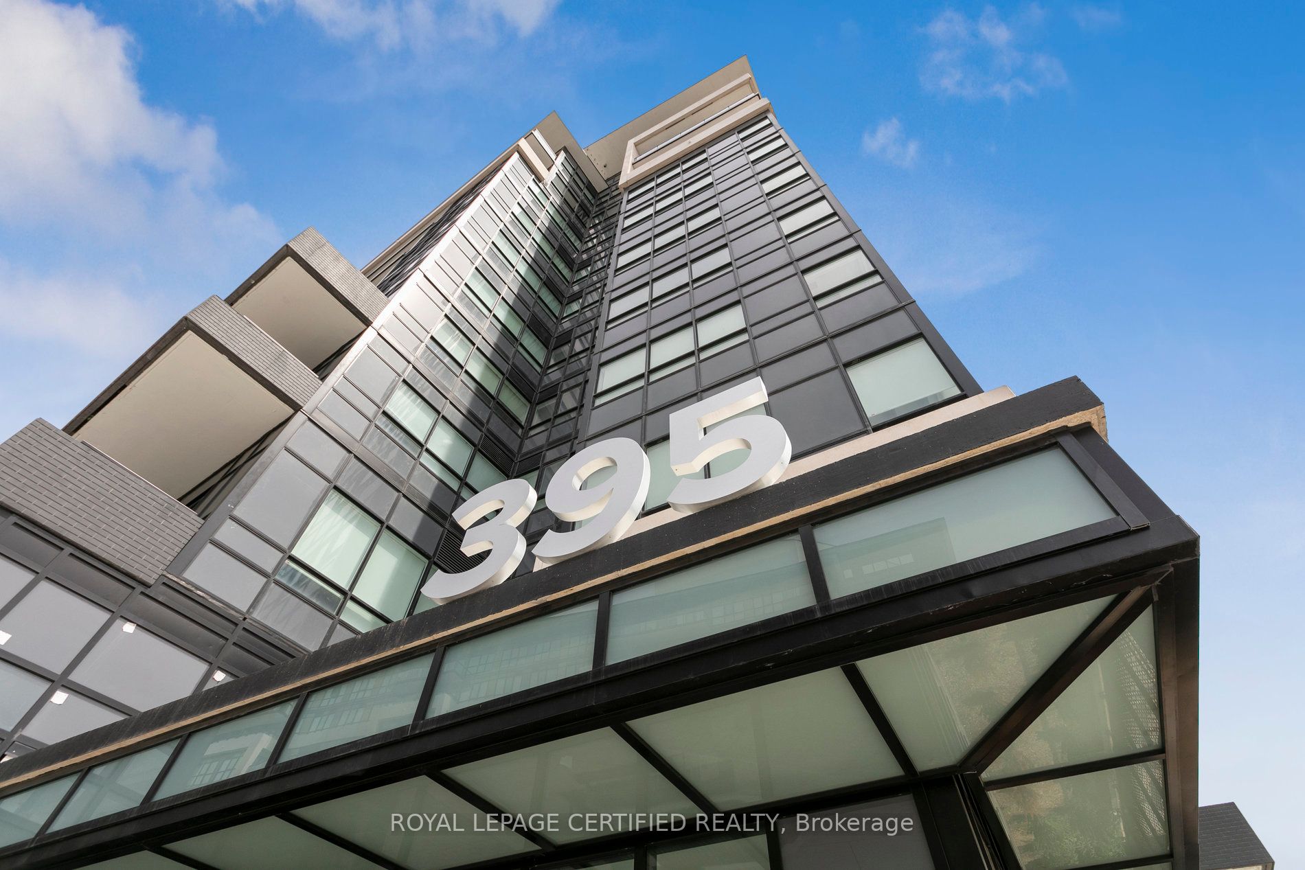 395 Dundas Street W 509 Property Photo 2
