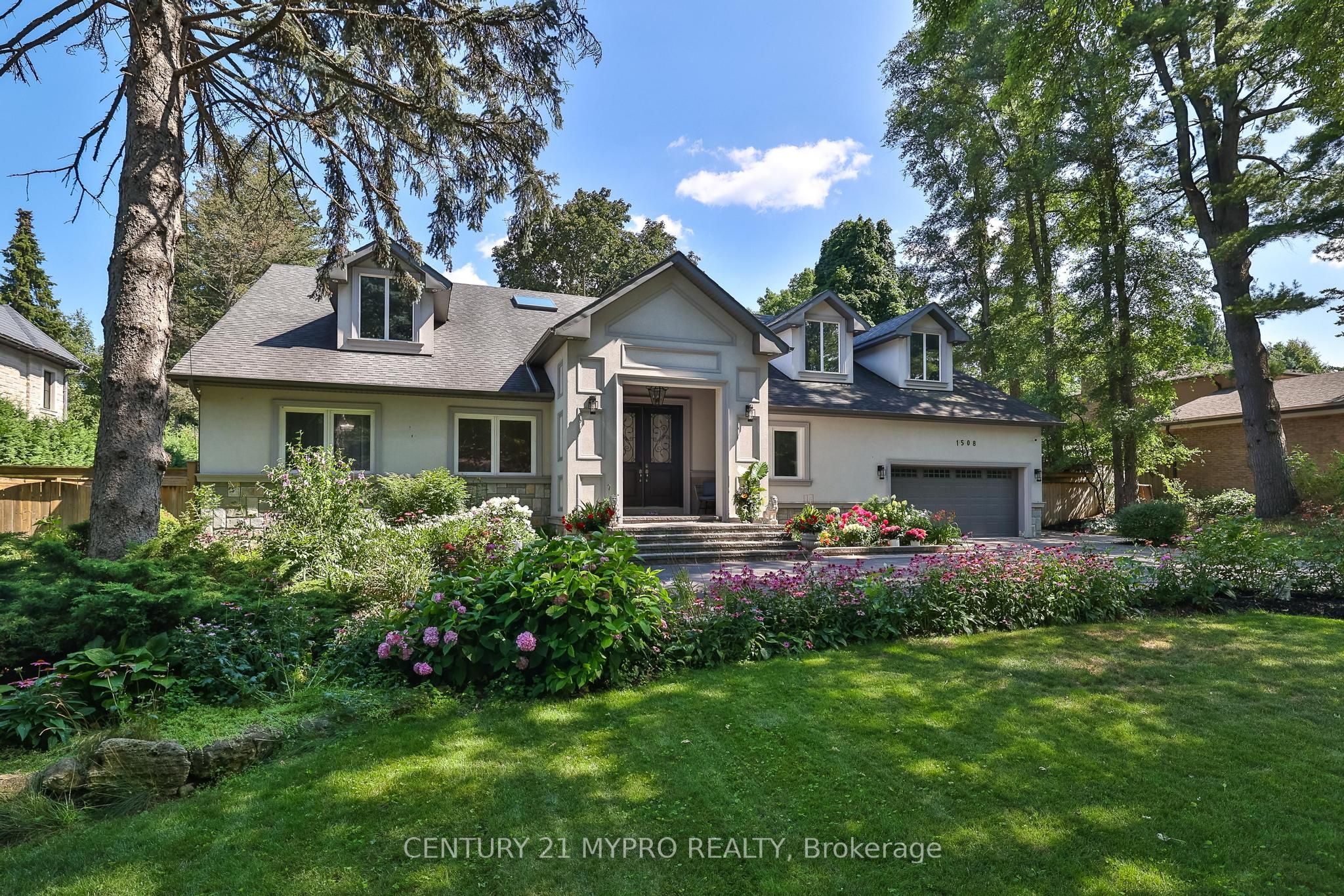 1508 Oakhill Drive Property Photo 8